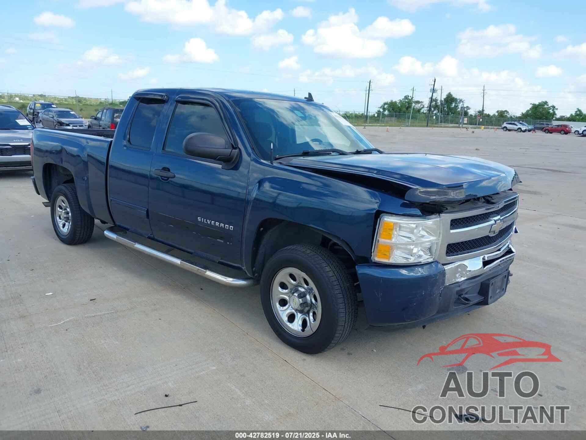 CHEVROLET SILVERADO 1500 2010 - 1GCSCREA5AZ264110