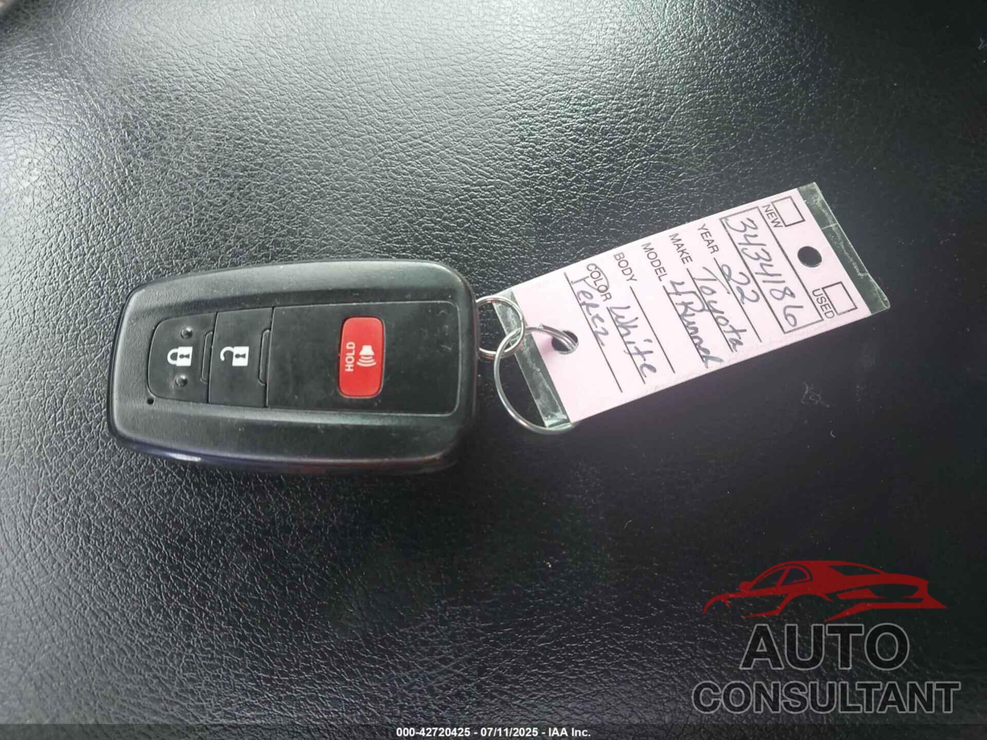TOYOTA 4RUNNER 2022 - JTEEU5JR6N5260929