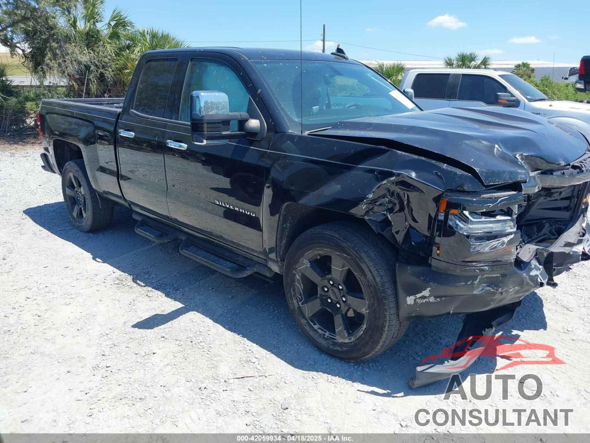CHEVROLET SILVERADO 1500 2017 - 1GCRCNEC1HZ337363