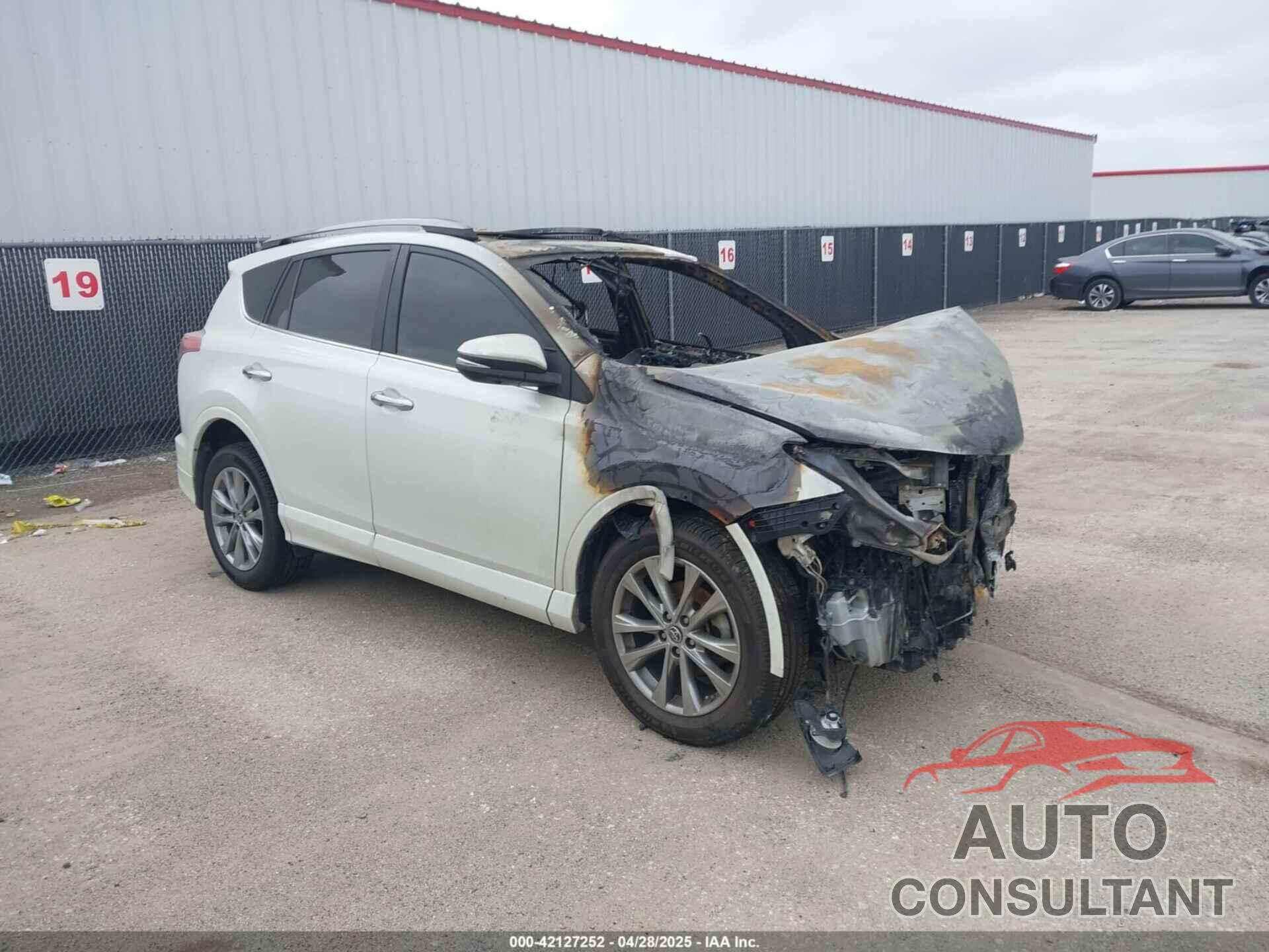 TOYOTA RAV4 2017 - 2T3YFREV5HW334803