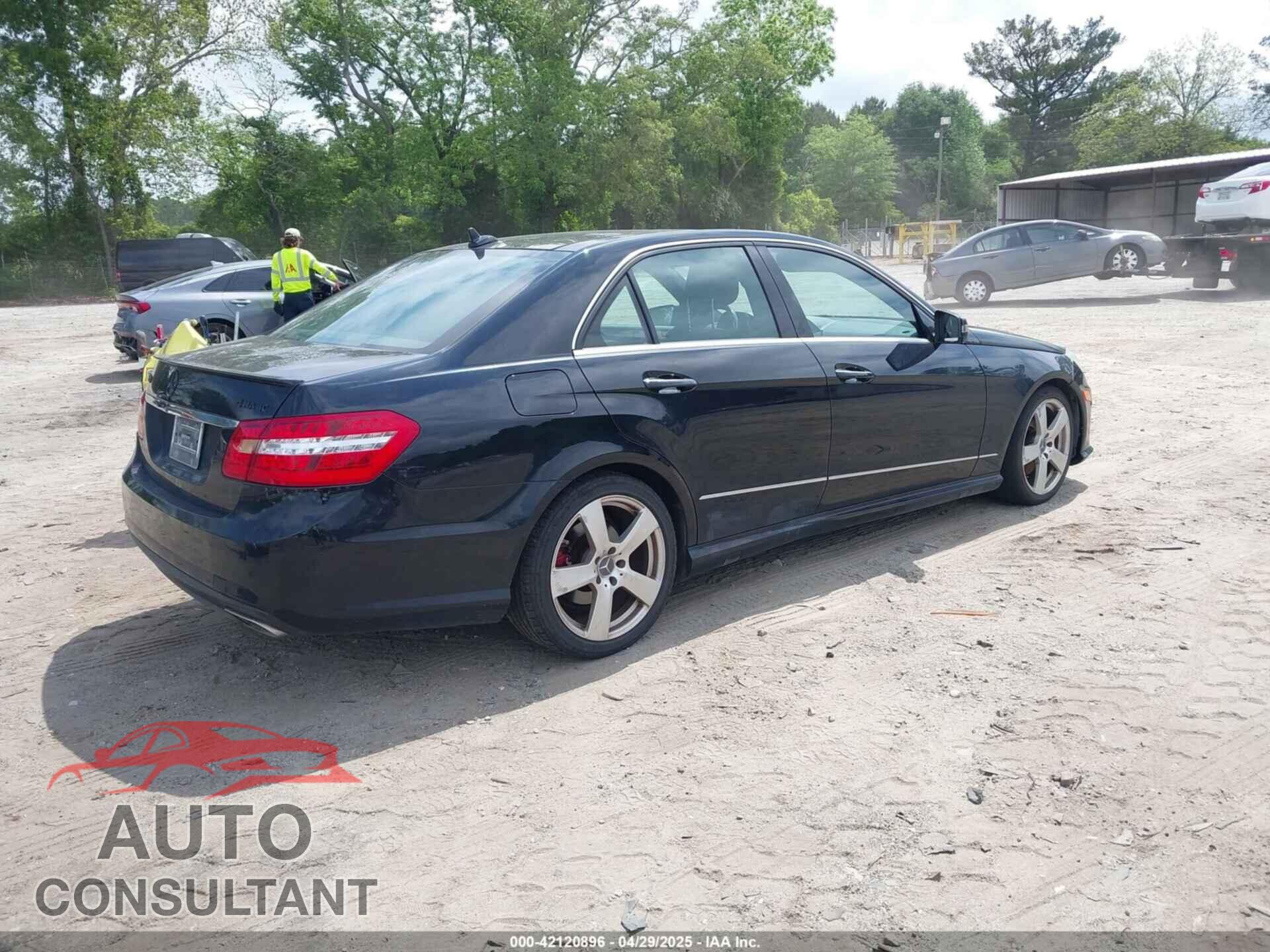 MERCEDES-BENZ E 350 2011 - WDDHF8HB0BA269785