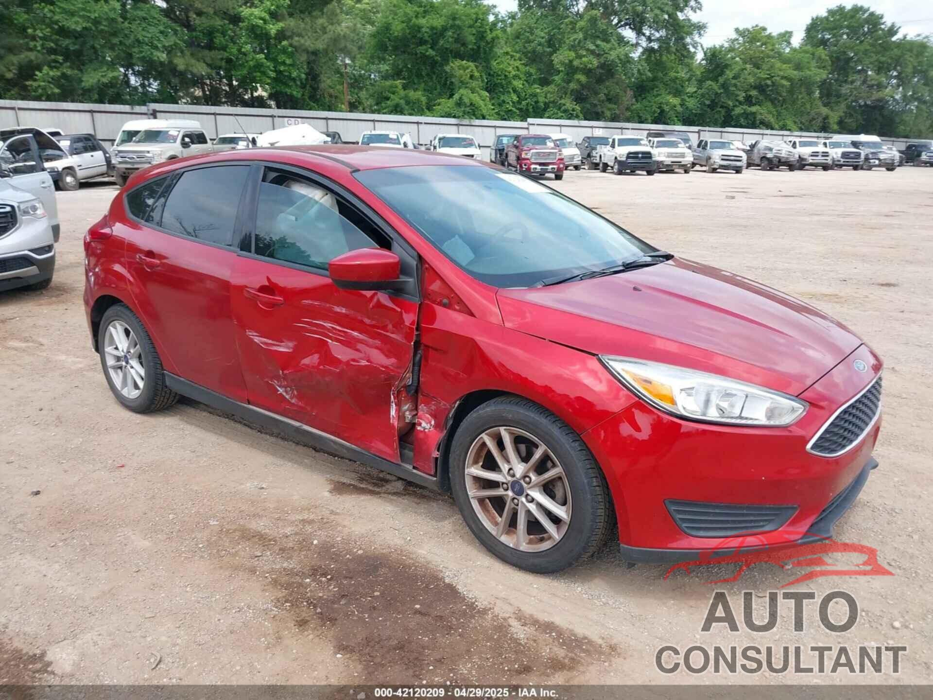 FORD FOCUS 2018 - 1FADP3K22JL307978