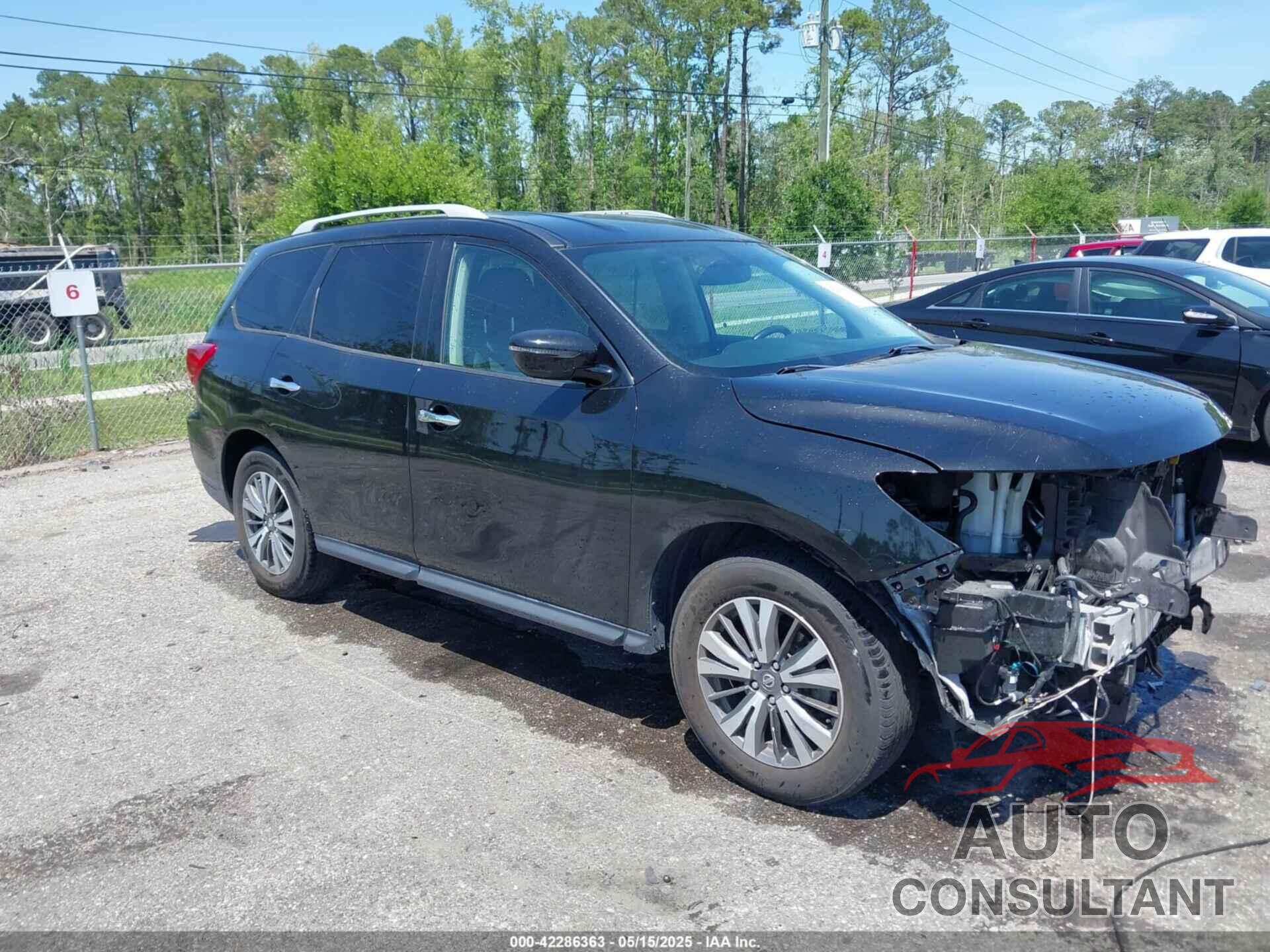 NISSAN PATHFINDER 2018 - 5N1DR2MN3JC628445