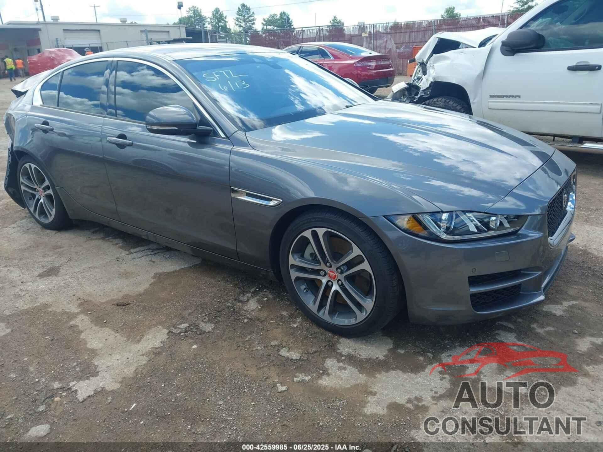 JAGUAR XE 2017 - SAJAD4BV3HCP12586