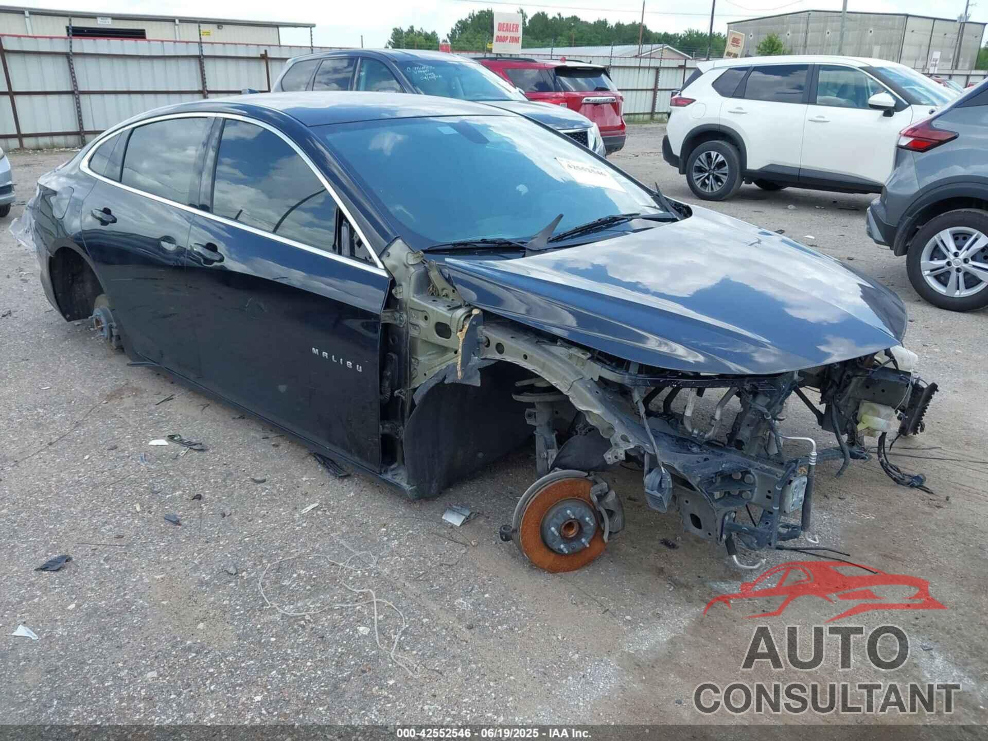 CHEVROLET MALIBU 2020 - 1G1ZD5ST8LF014299