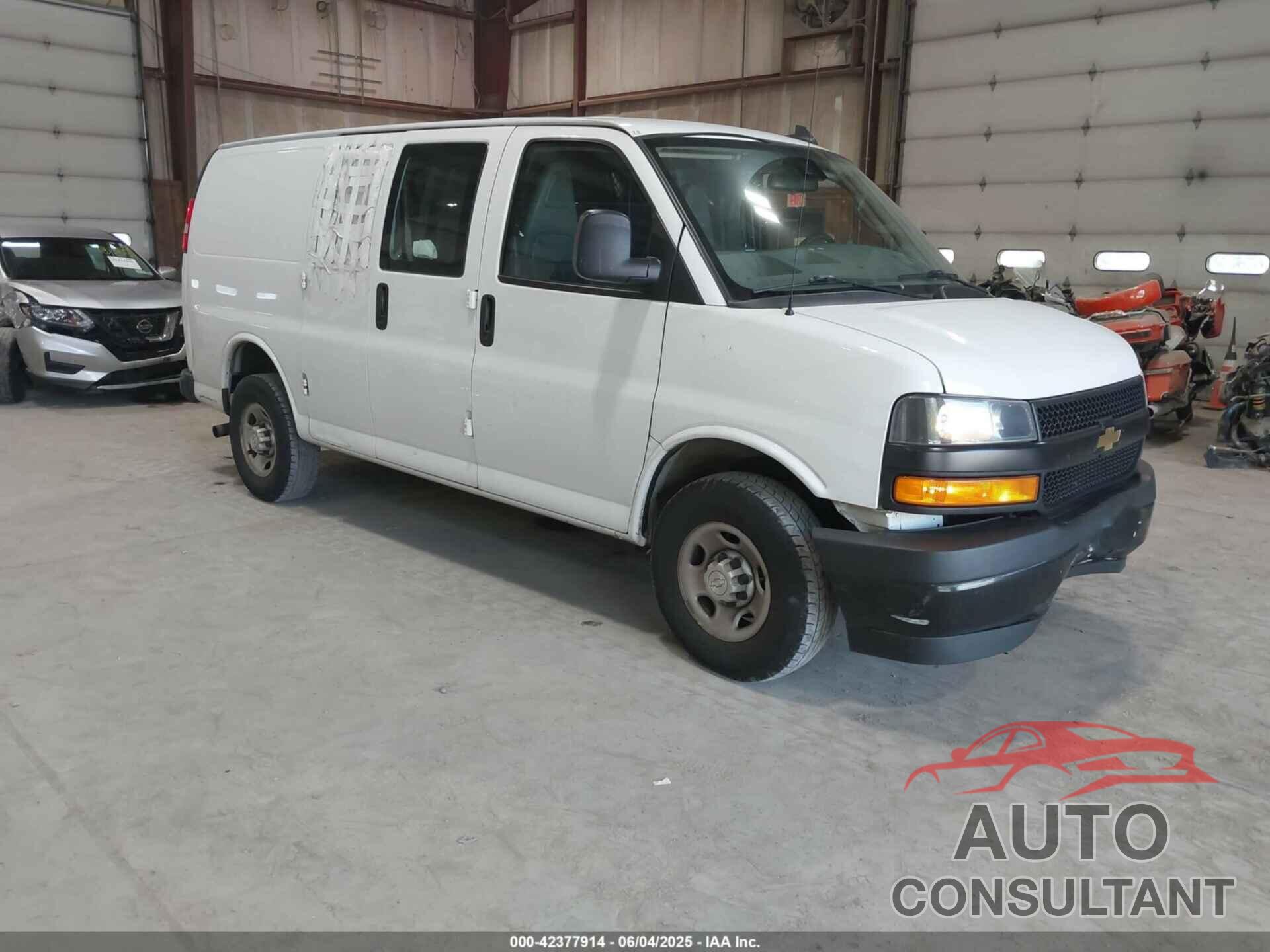 CHEVROLET EXPRESS CARGO 2021 - 1GCWGAFP7M1310209