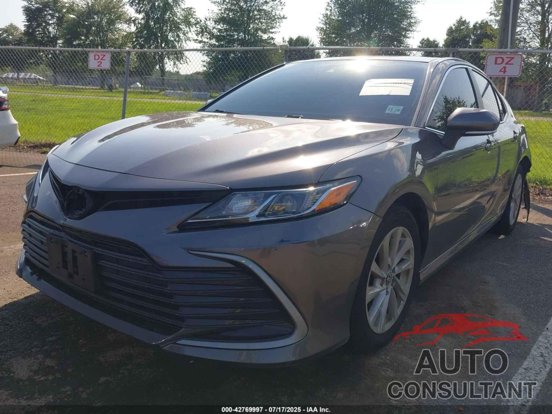 TOYOTA CAMRY 2023 - 4T1R11AKXPU736145