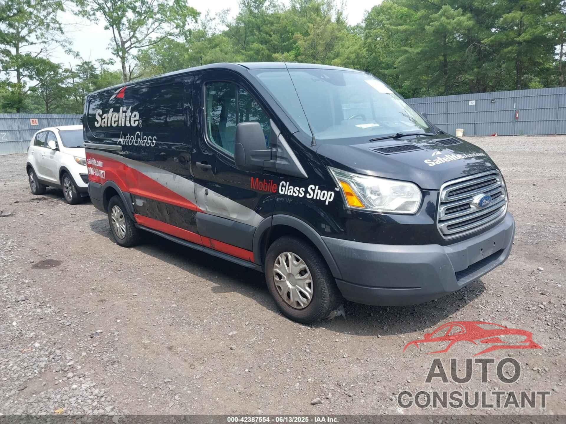 FORD TRANSIT-150 2017 - 1FTYE1YM5HKA48028