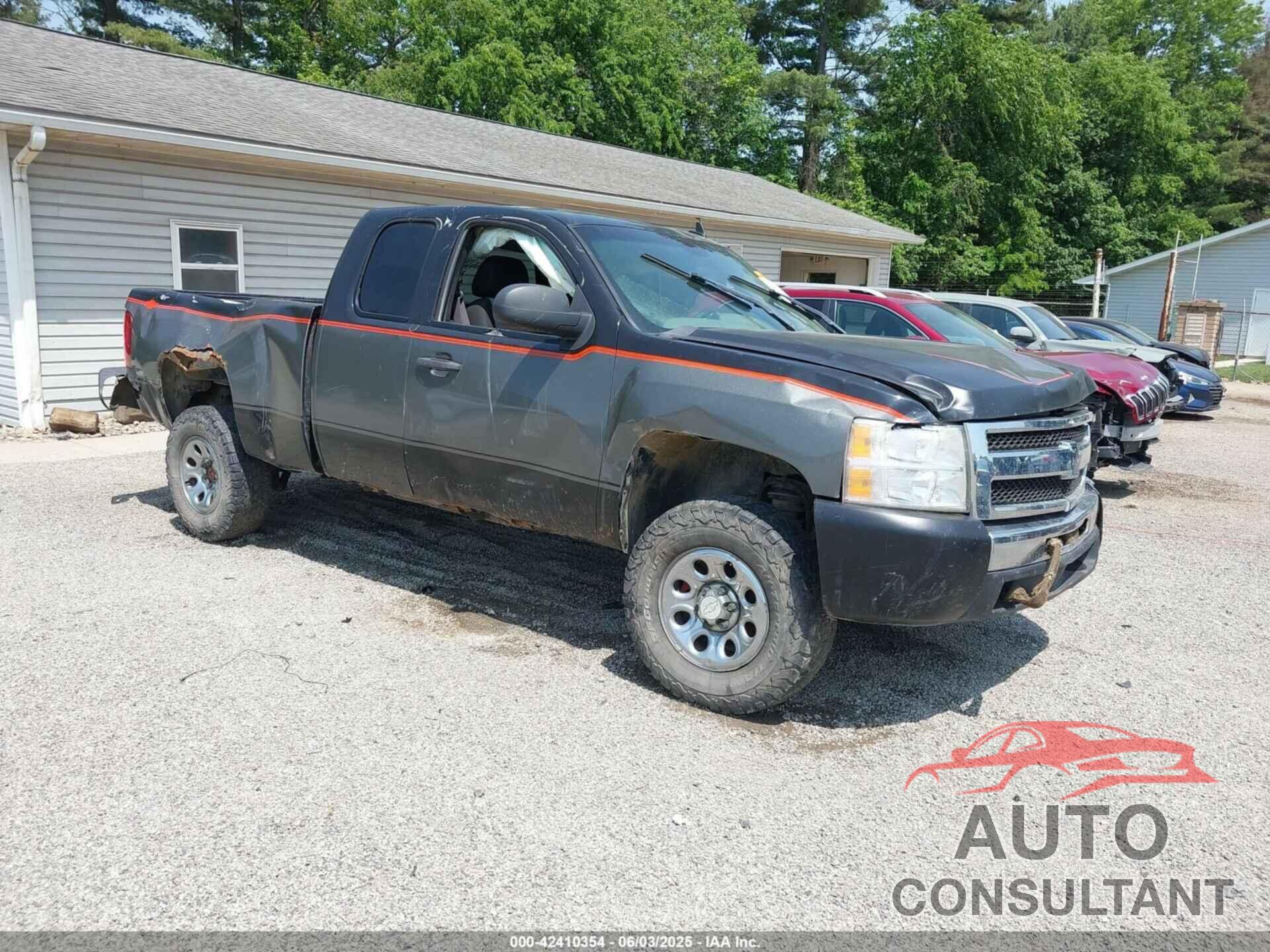 CHEVROLET SILVERADO 1500 2011 - 1GCRKREA6BZ342042