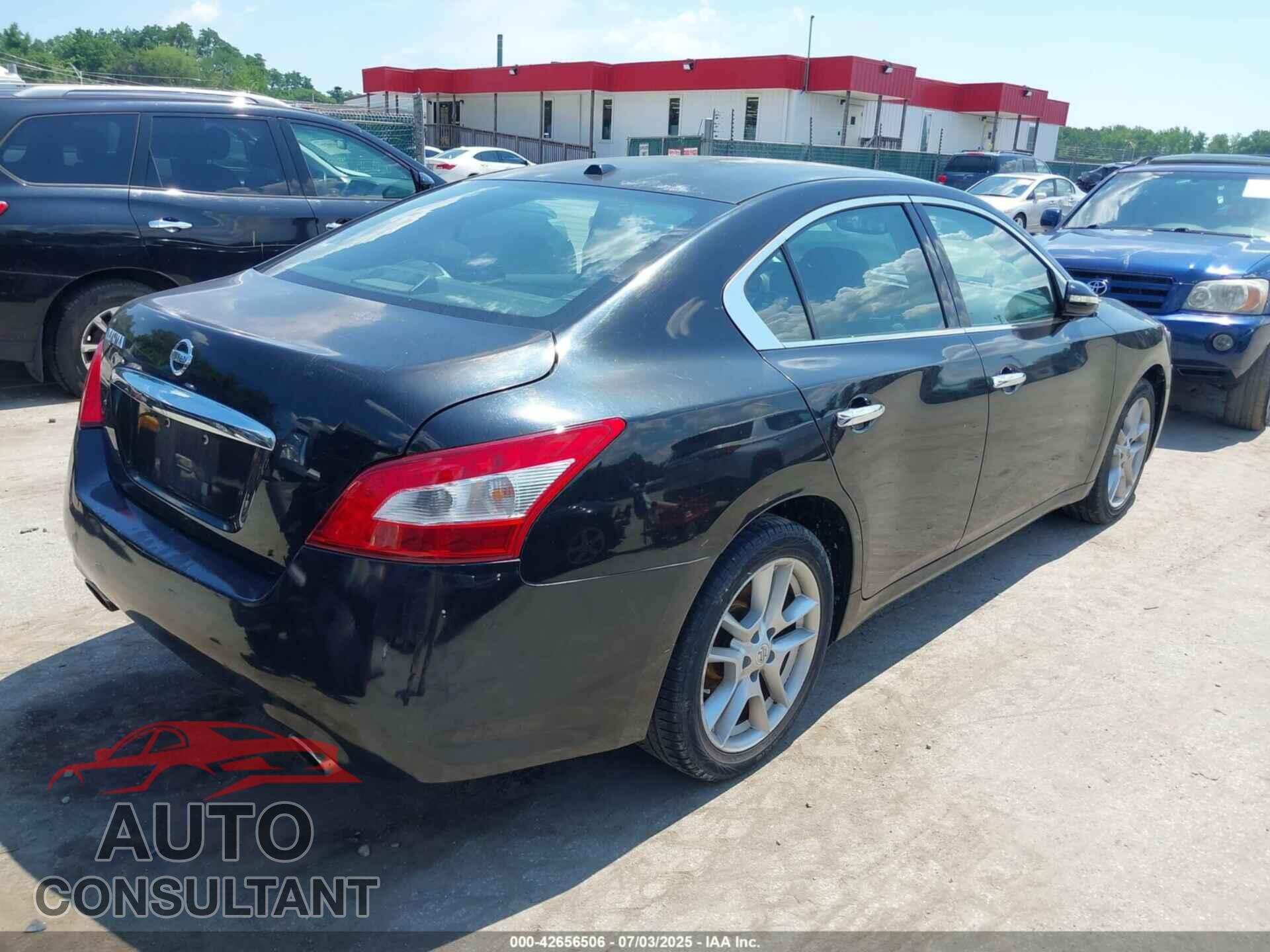 NISSAN MAXIMA 2011 - 1N4AA5AP8BC809554