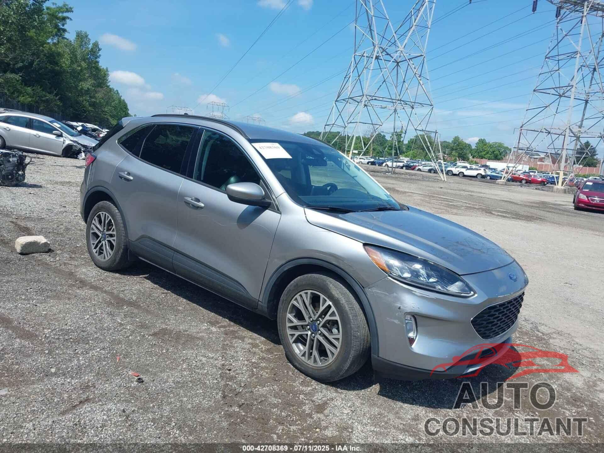 FORD ESCAPE 2021 - 1FMCU0H60MUA52121