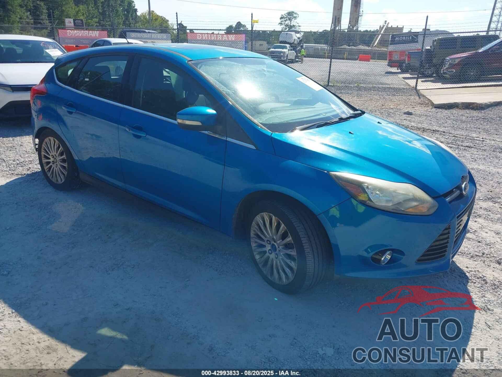 FORD FOCUS 2012 - 1FAHP3N26CL345861
