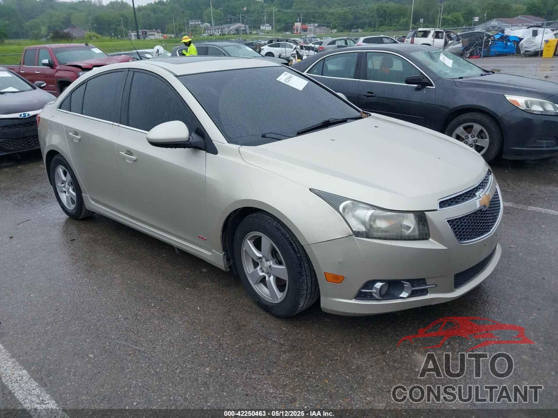 CHEVROLET CRUZE 2014 - 1G1PC5SB0E7471896
