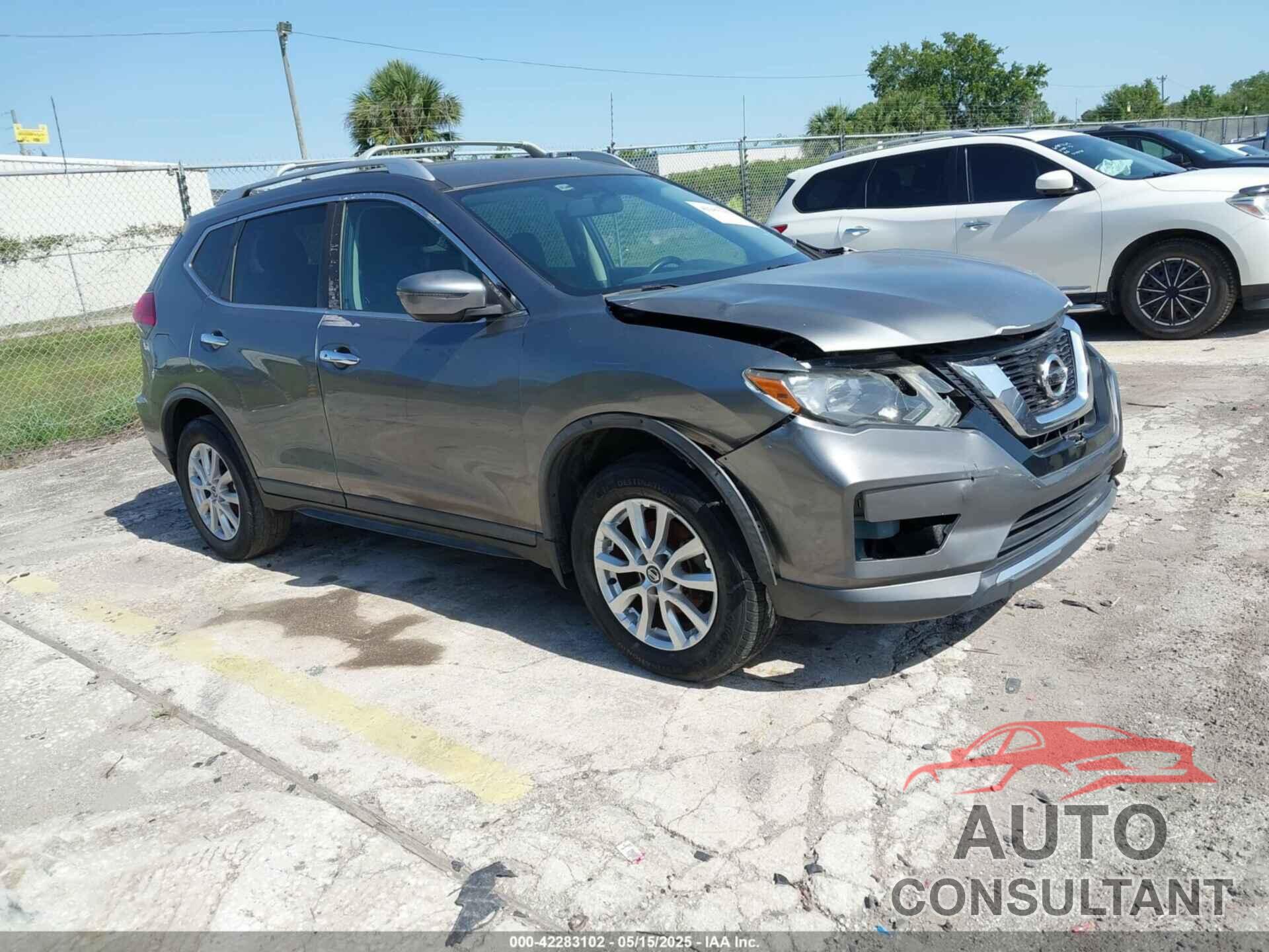 NISSAN ROGUE 2017 - KNMAT2MV1HP525441