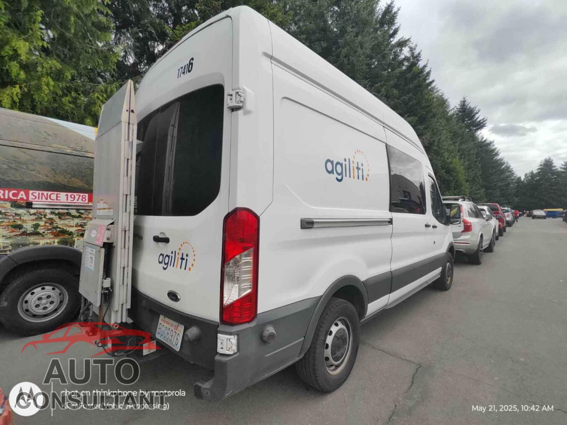 FORD TRANSIT 2017 - 1FTYR2XM3HKB18931