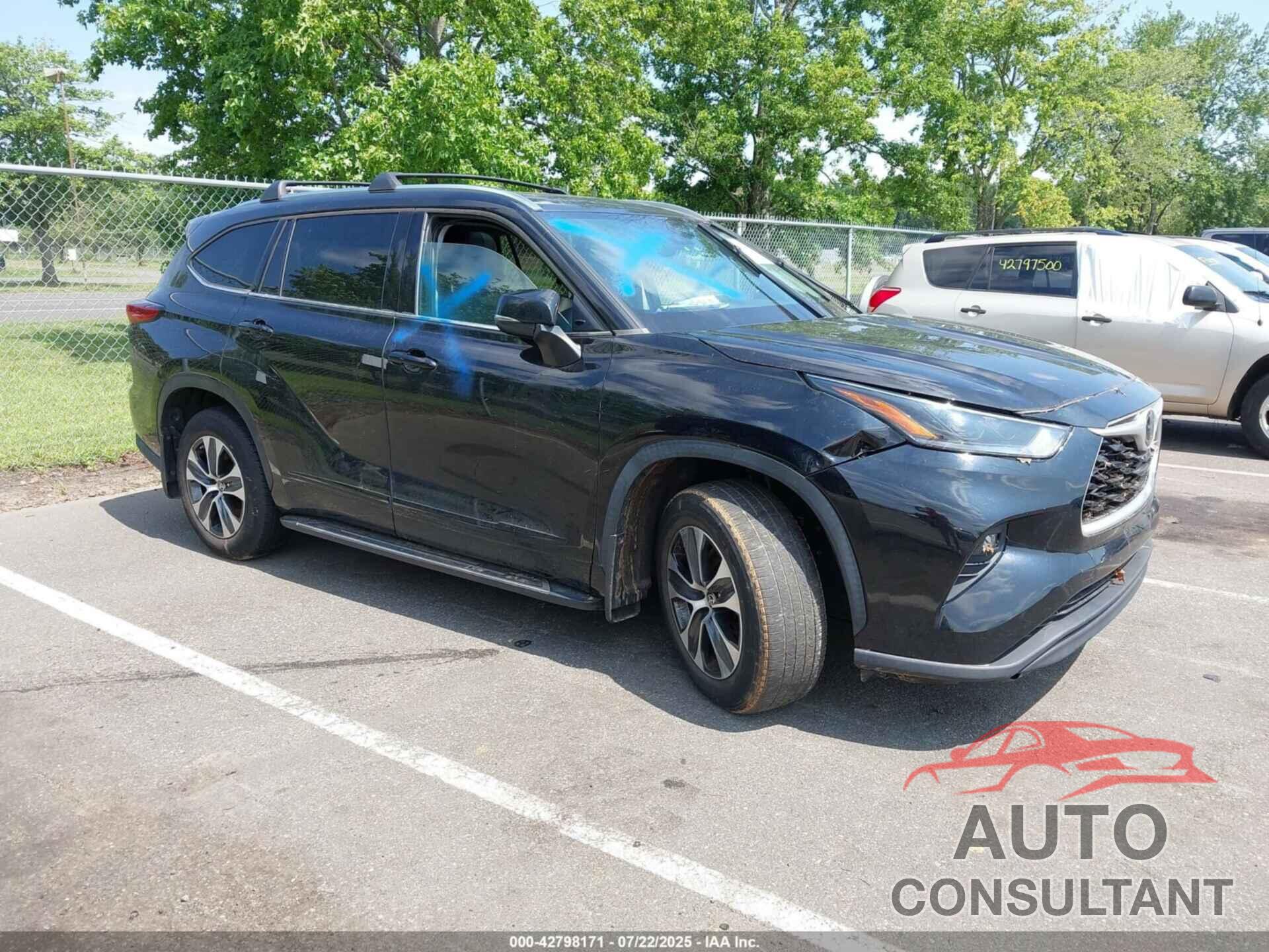 TOYOTA HIGHLANDER 2021 - 5TDGZRBH1MS102373