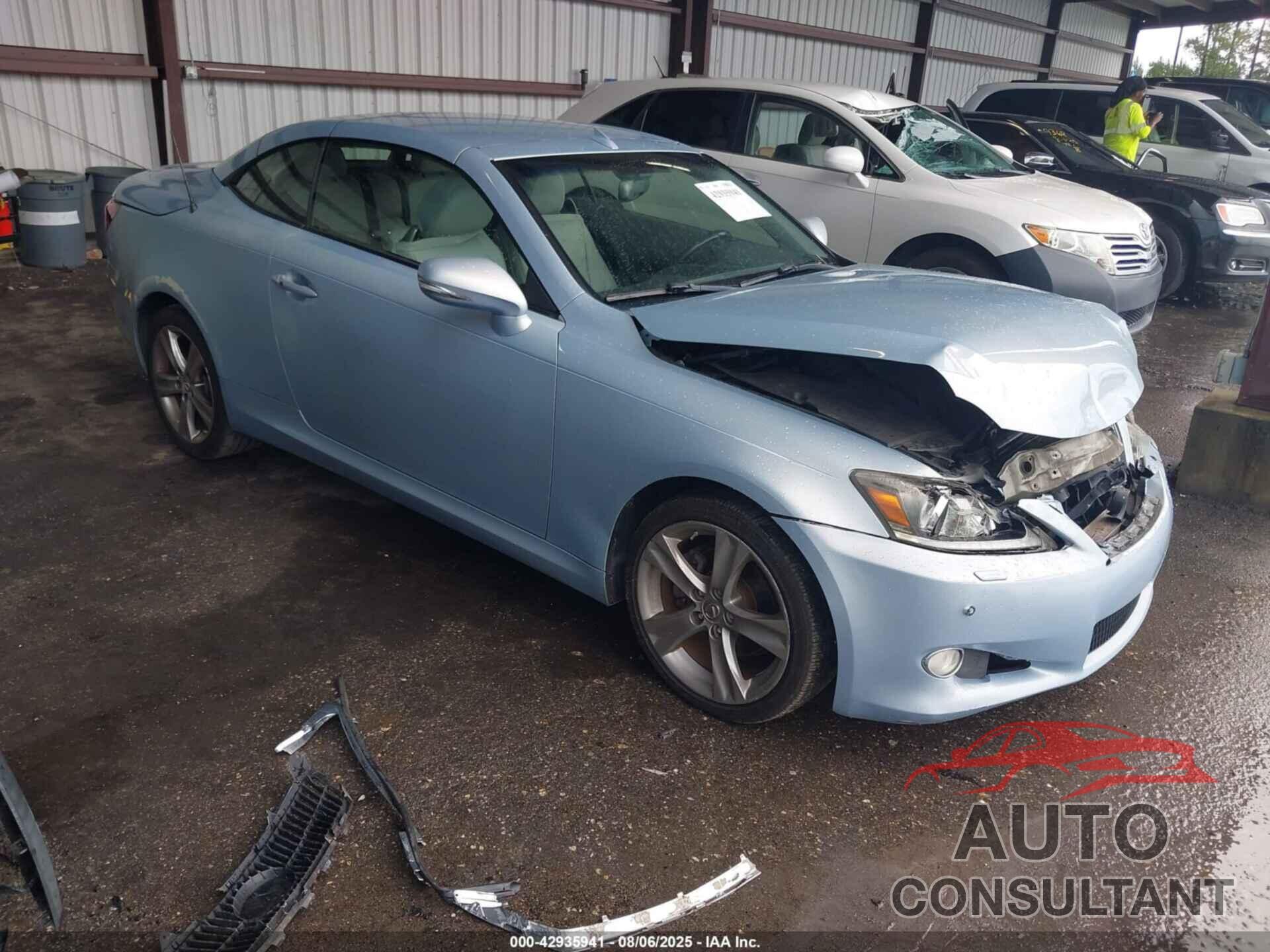 LEXUS IS 250C 2011 - JTHFF2C21B2516231