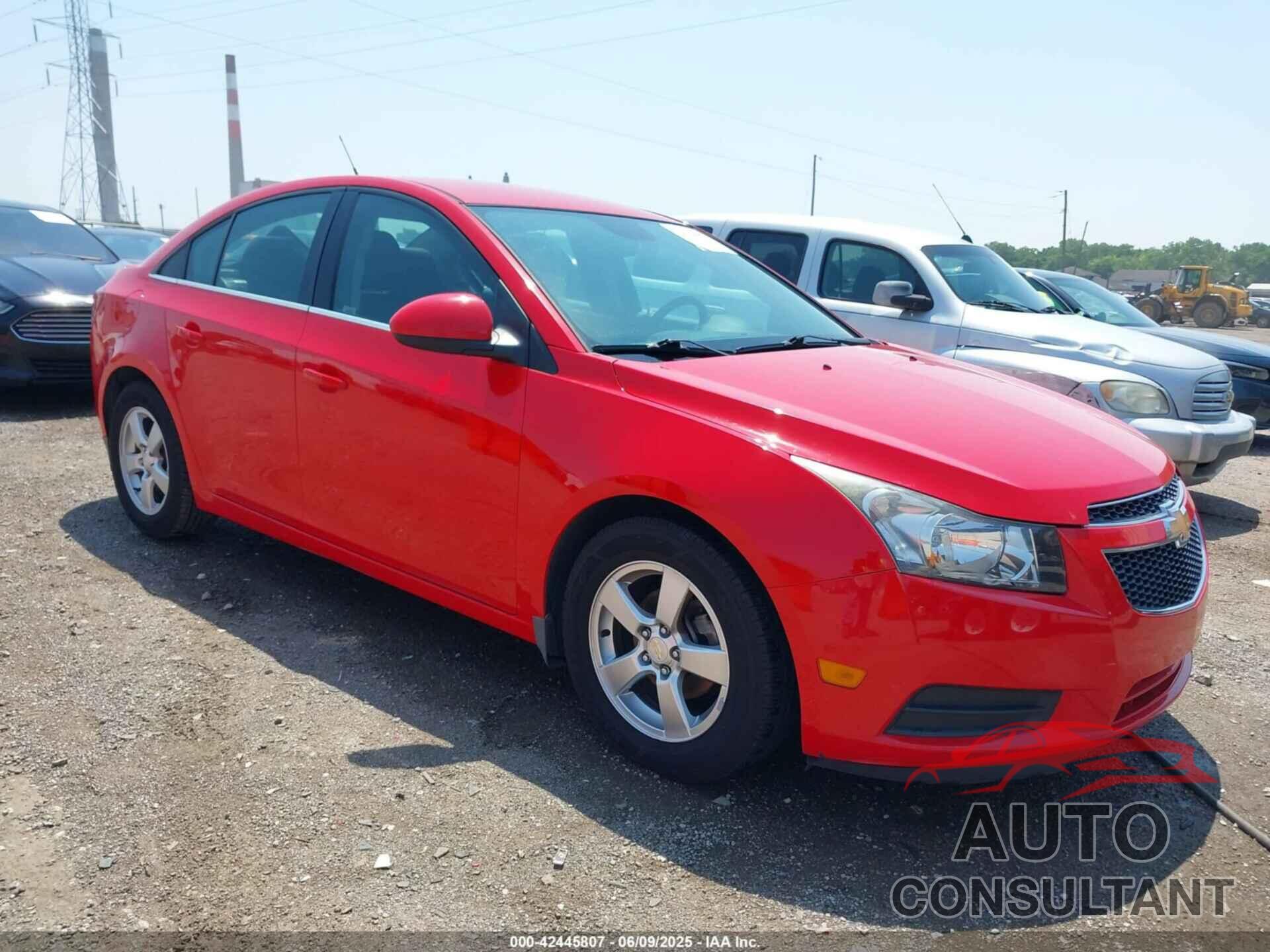 CHEVROLET CRUZE 2014 - 1G1PC5SB4E7451621