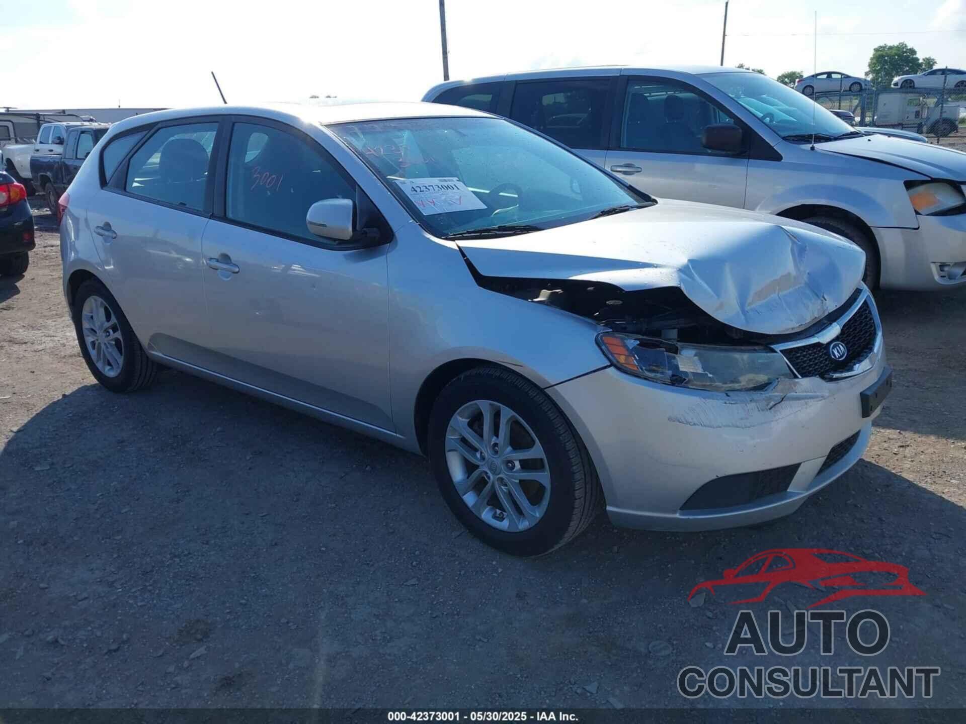 KIA FORTE 2011 - KNAFU5A29B5337393