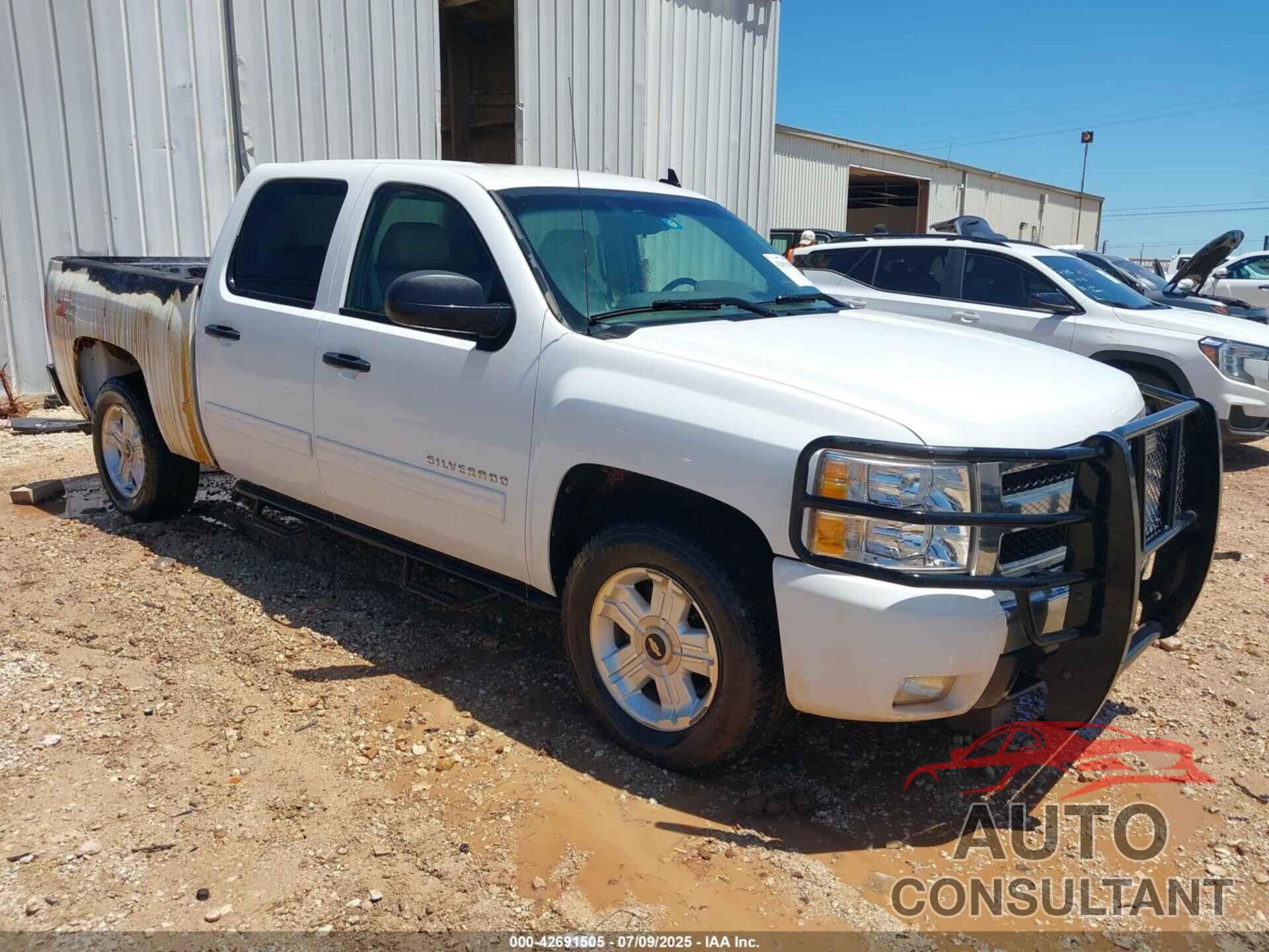 CHEVROLET SILVERADO 1500 2011 - 3GCPKSE32BG407243
