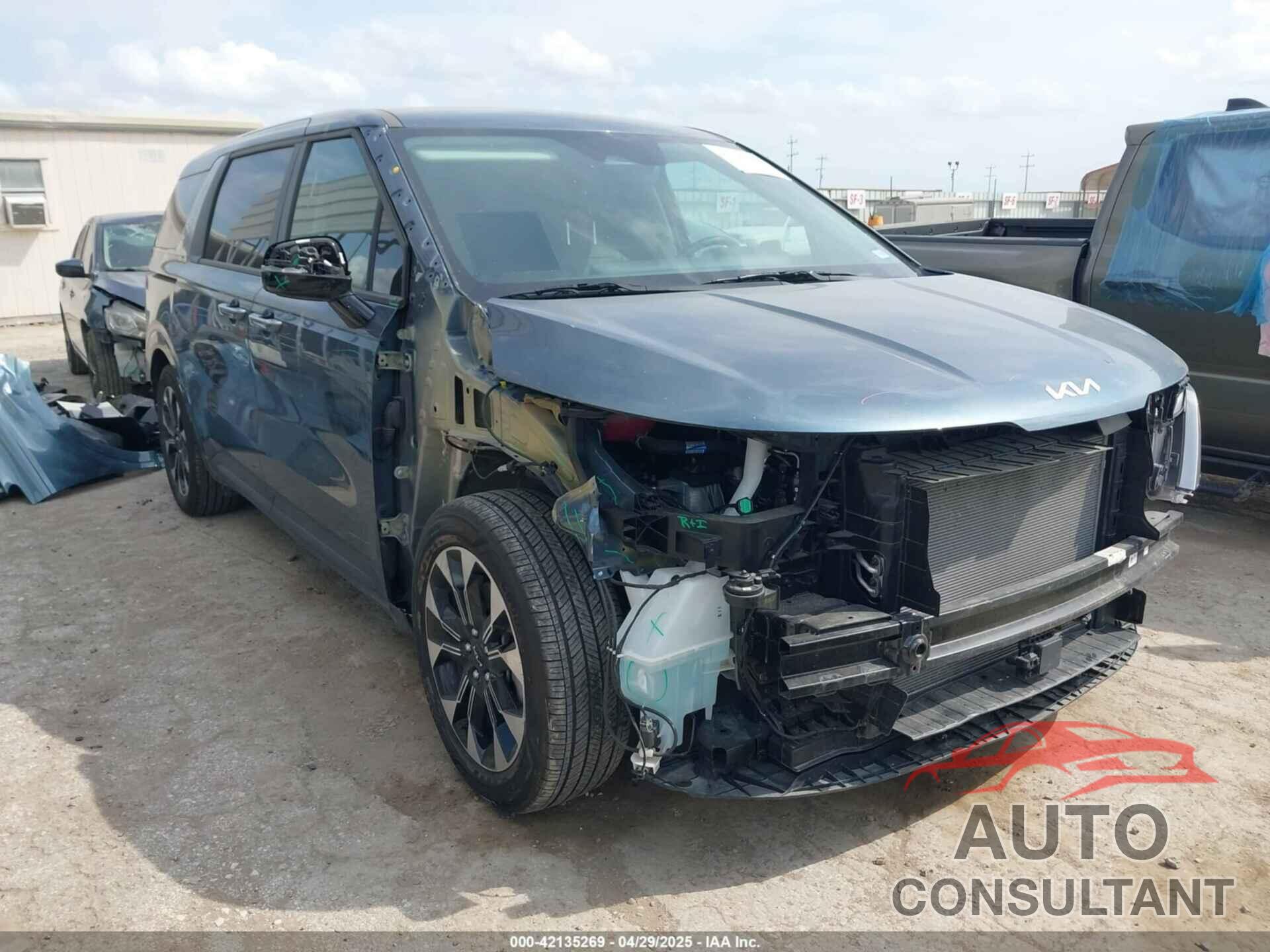 KIA CARNIVAL MPV 2024 - KNDNC5H36R6386572