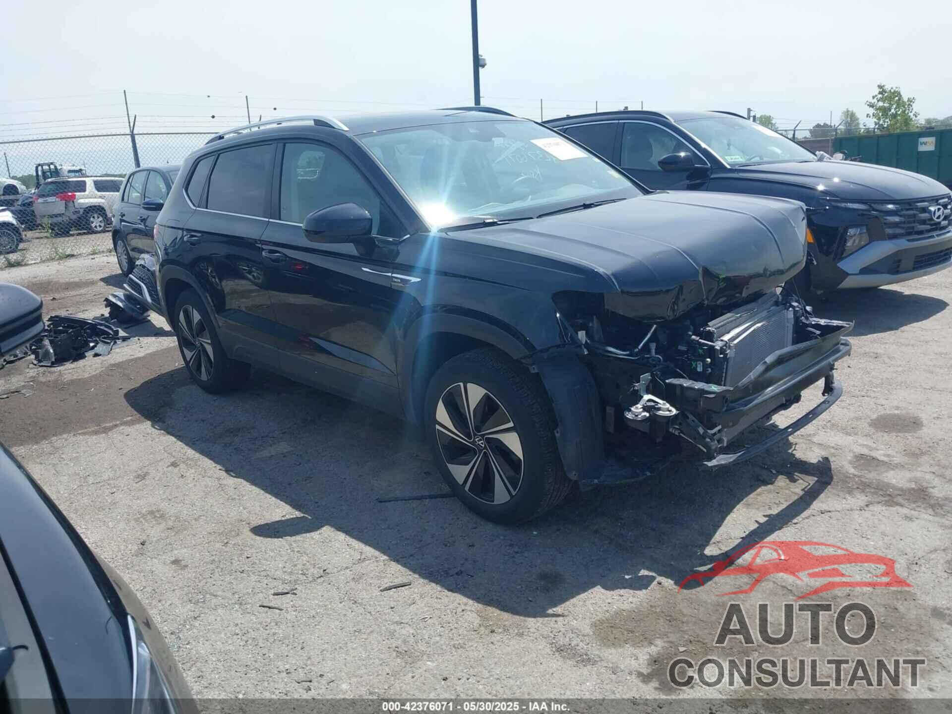 VOLKSWAGEN TAOS 2024 - 3VVUX7B20RM023004