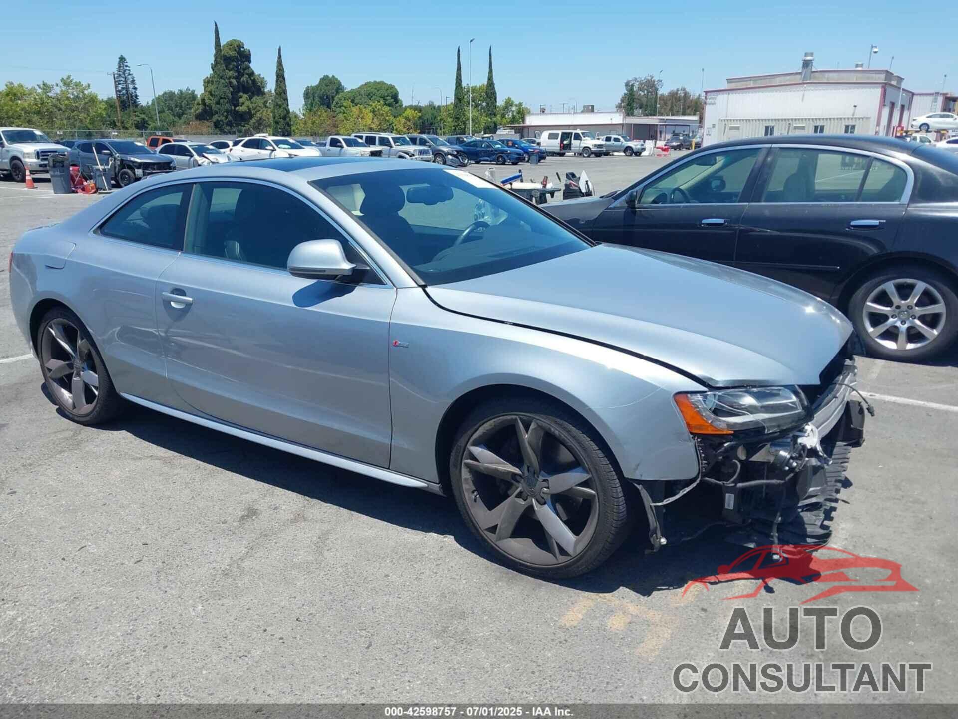 AUDI A5 2009 - WAUDK78T09A054860