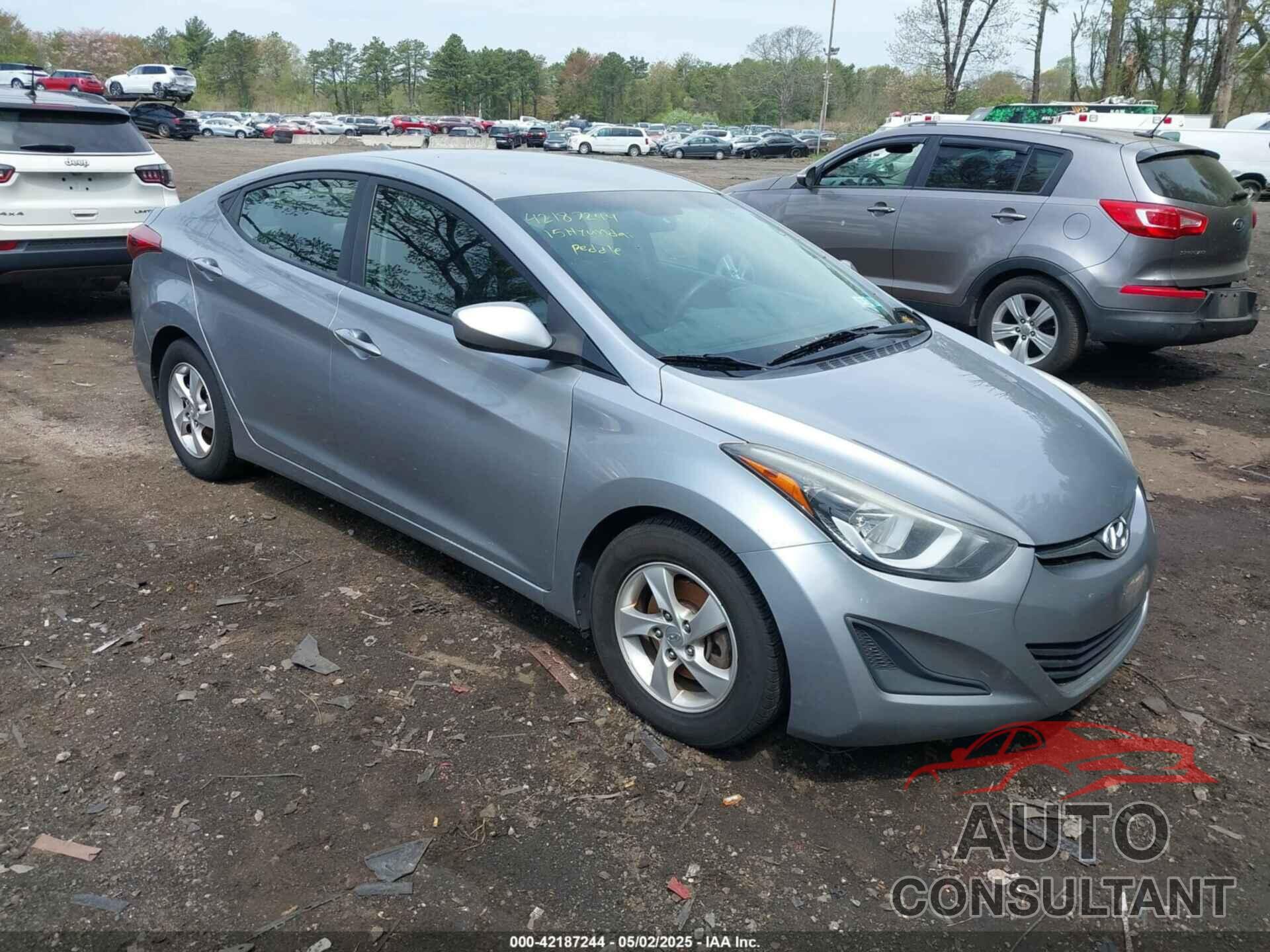 HYUNDAI ELANTRA 2015 - 5NPDH4AE3FH566919