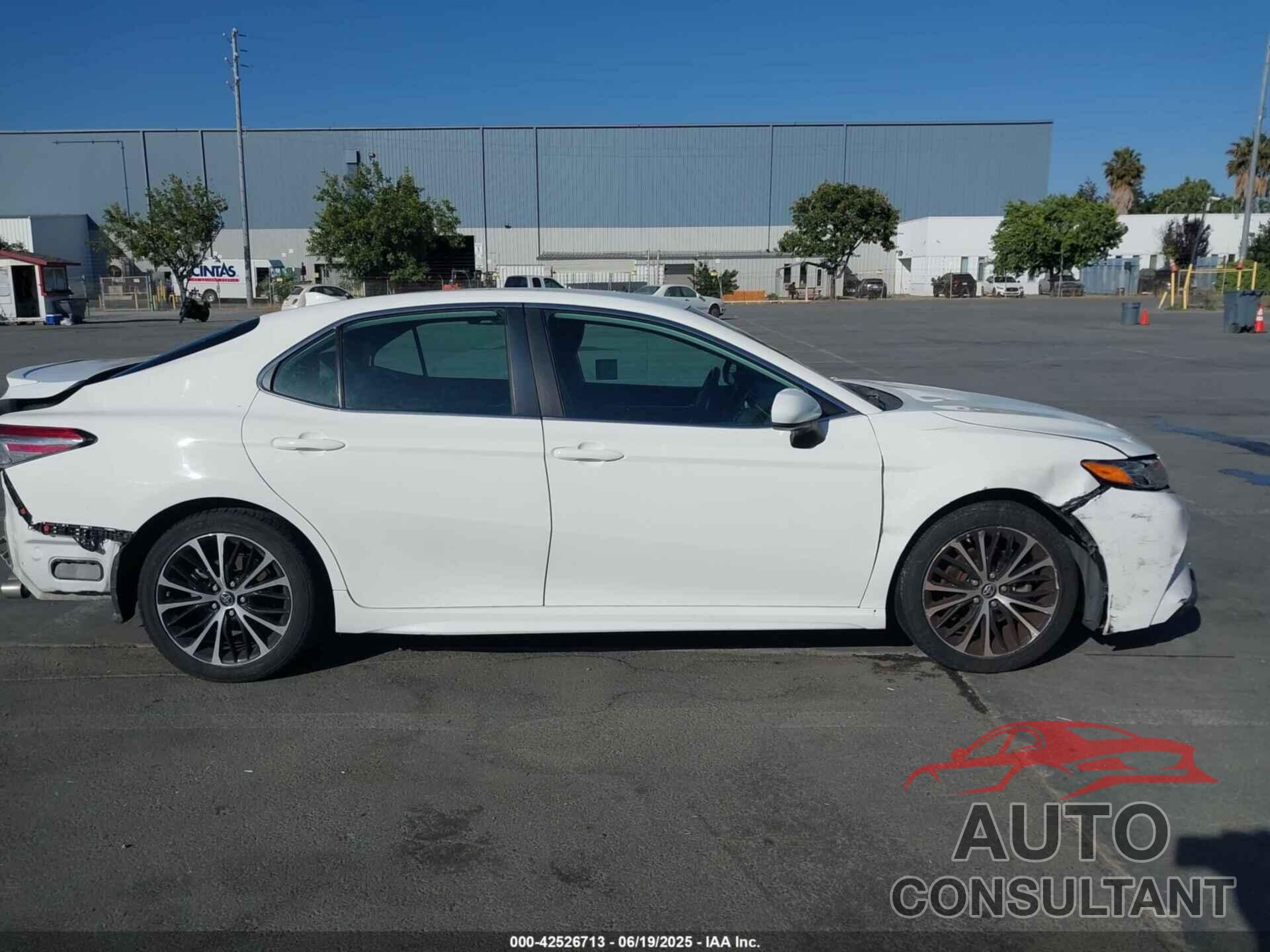 TOYOTA CAMRY 2019 - 4T1B11HK5KU779209
