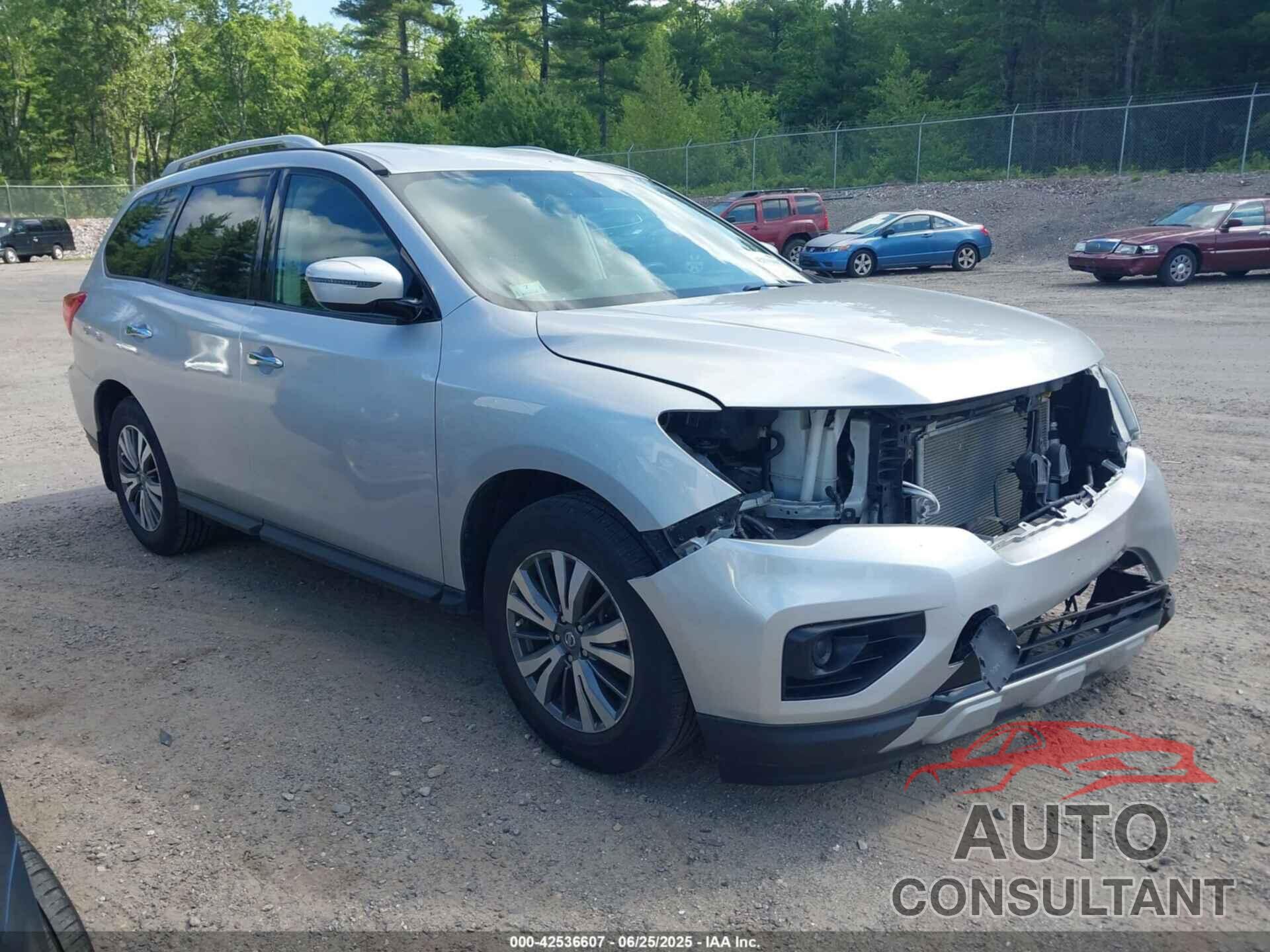 NISSAN PATHFINDER 2018 - 5N1DR2MM1JC616205