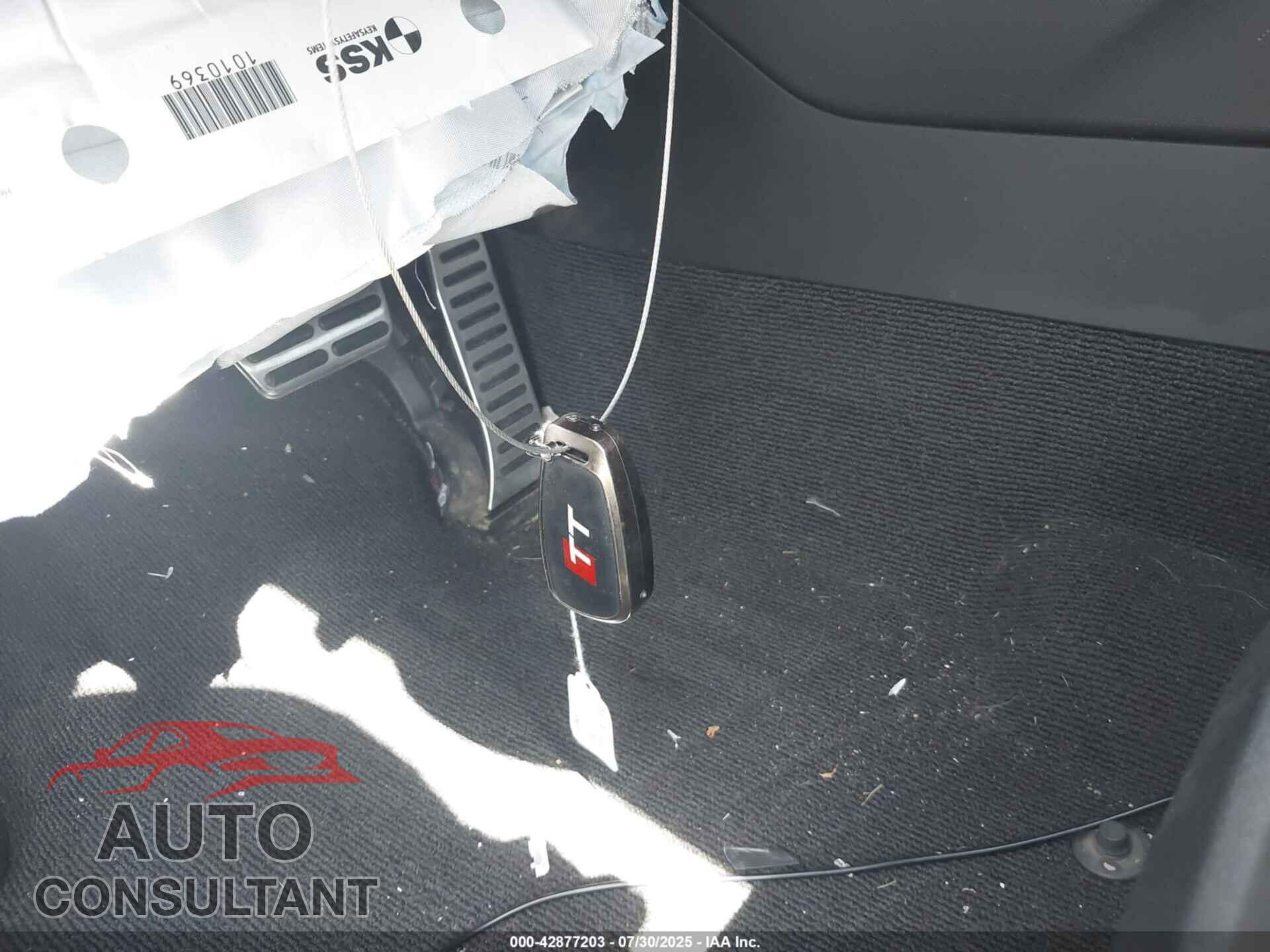 AUDI TT 2013 - TRUSFAFK8D1016569