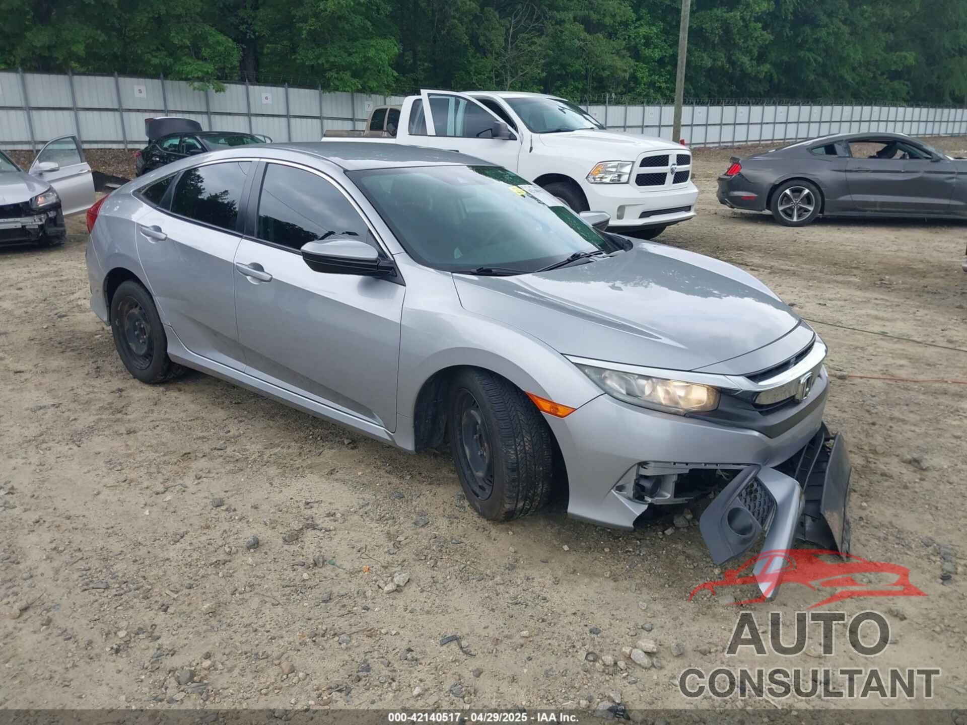 HONDA CIVIC 2018 - 19XFC2F62JE033034