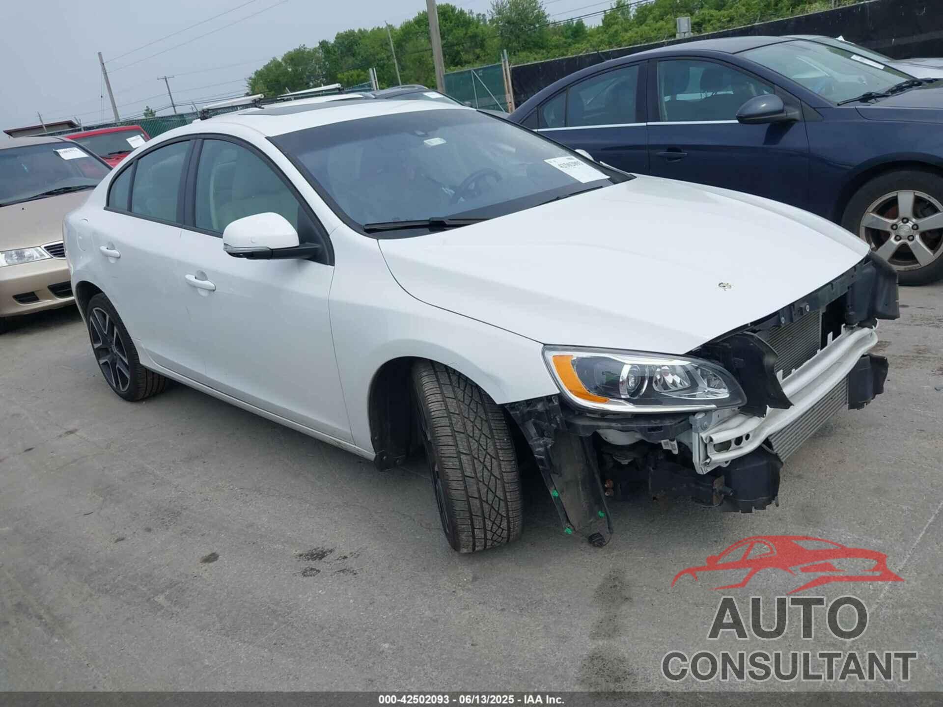 VOLVO S60 2017 - YV140MTL6H2439325