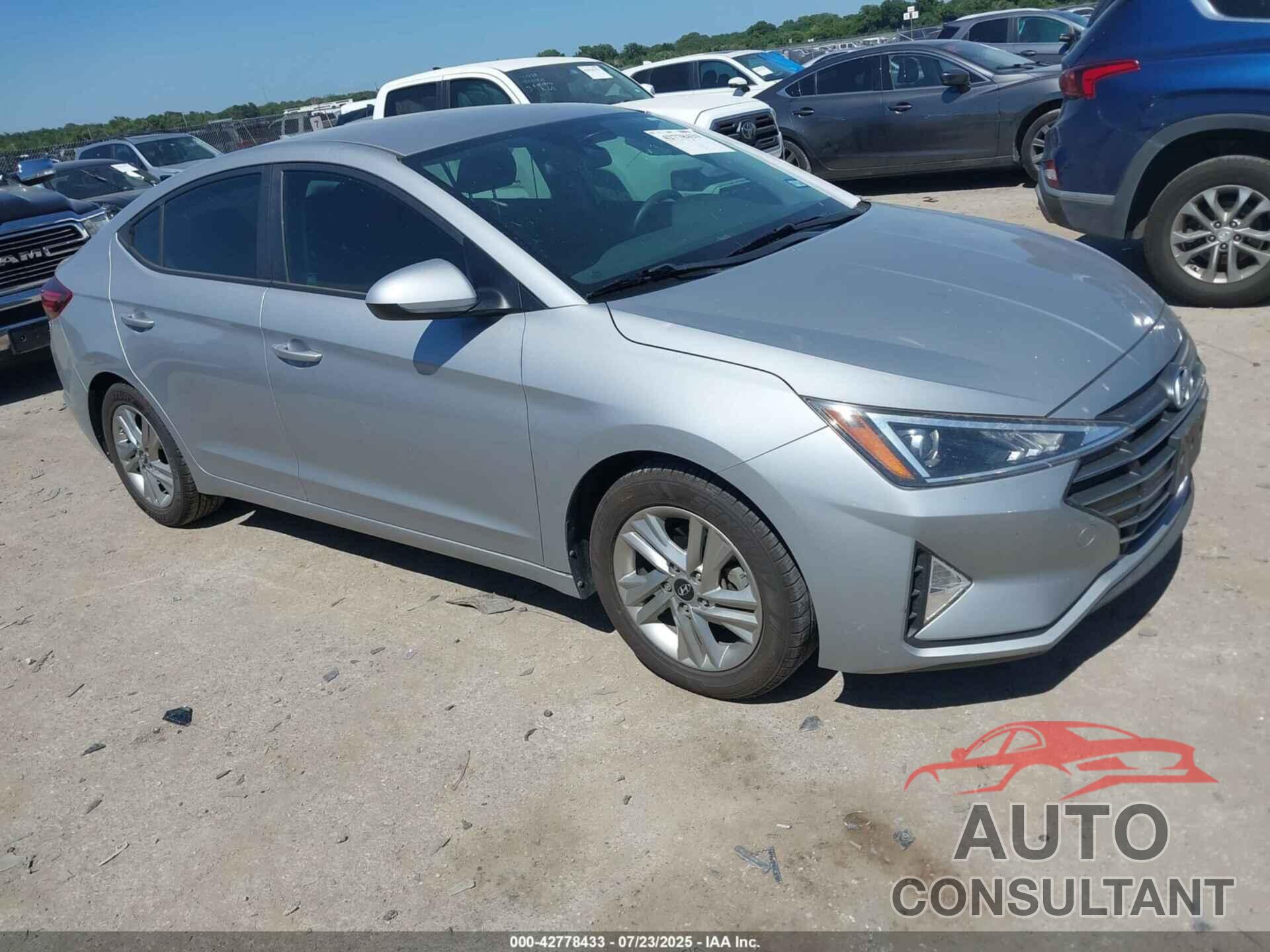 HYUNDAI ELANTRA 2020 - KMHD84LF9LU026932