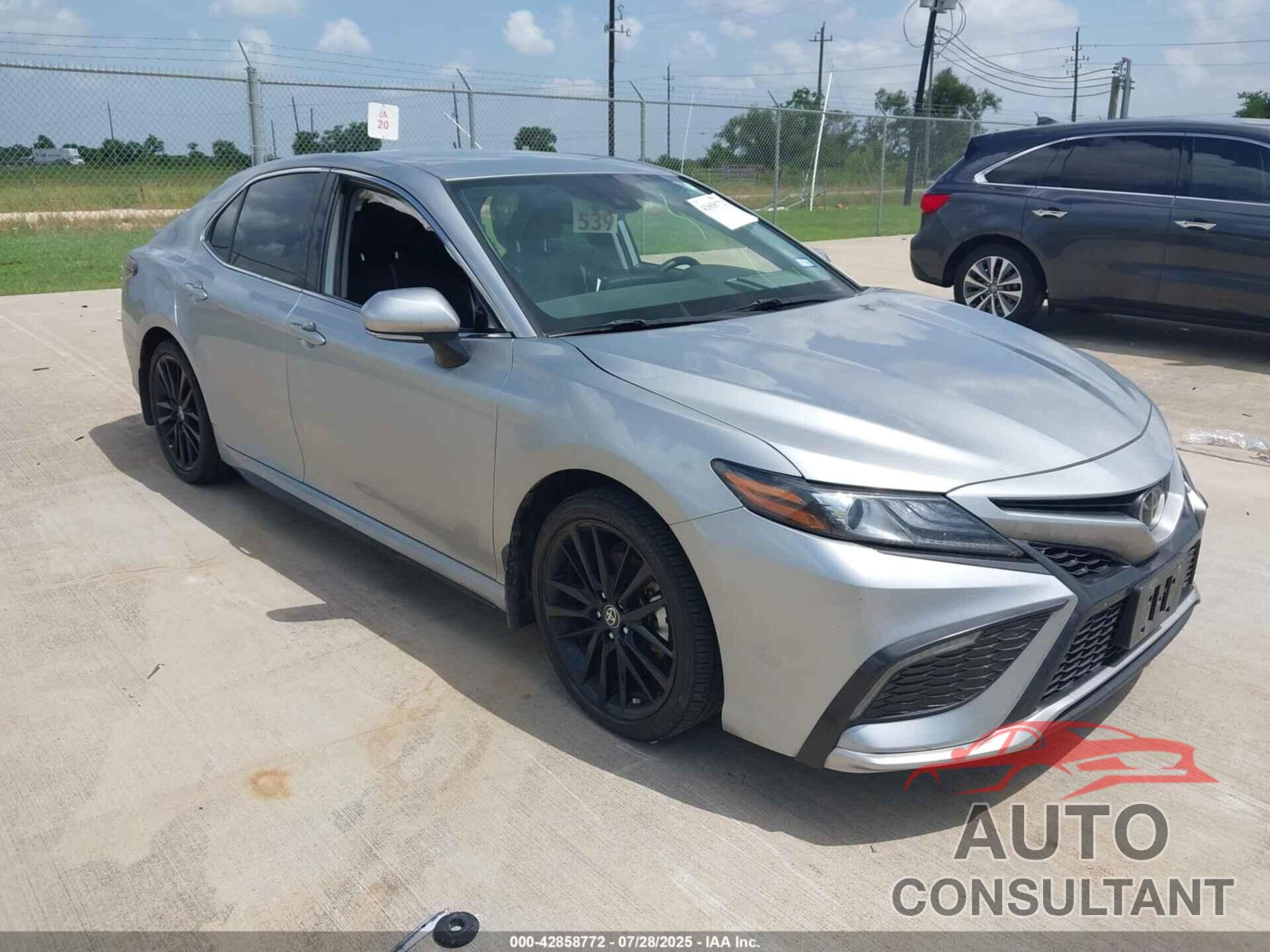 TOYOTA CAMRY 2023 - 4T1K61AK4PU836597