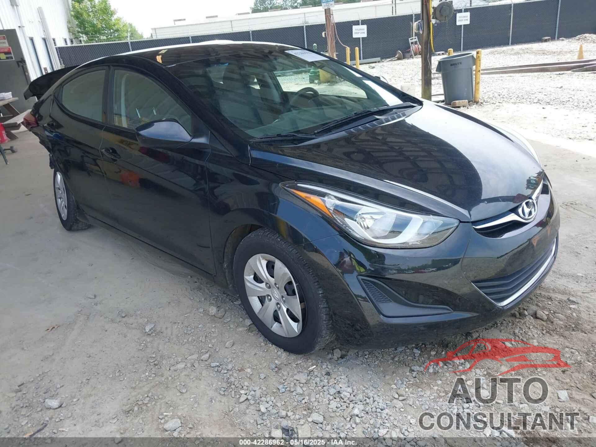 HYUNDAI ELANTRA 2016 - 5NPDH4AE3GH754907