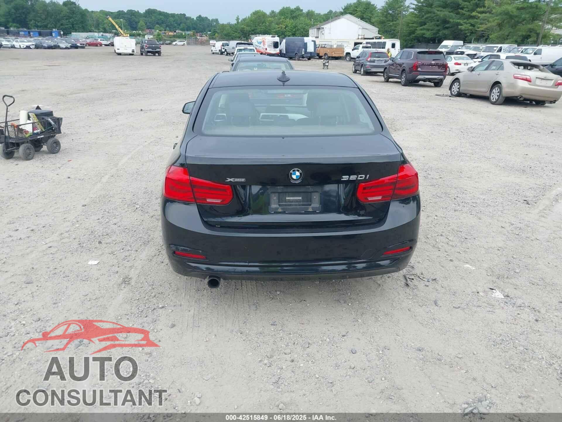 BMW 320I 2016 - WBA8E5G51GNU19441