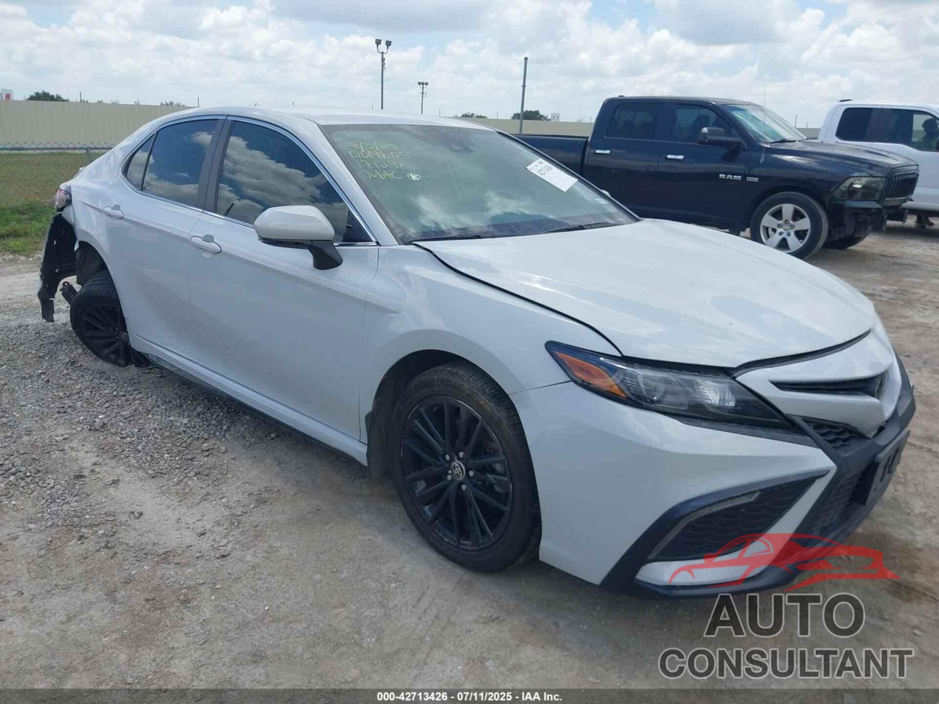 TOYOTA CAMRY 2023 - 4T1T11AK6PU171298