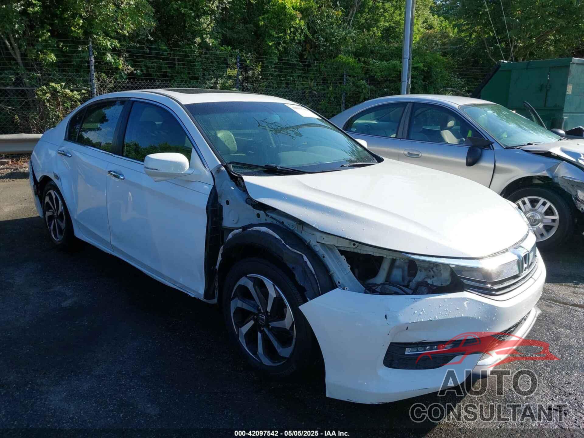 HONDA ACCORD 2016 - 1HGCR2F86GA112626