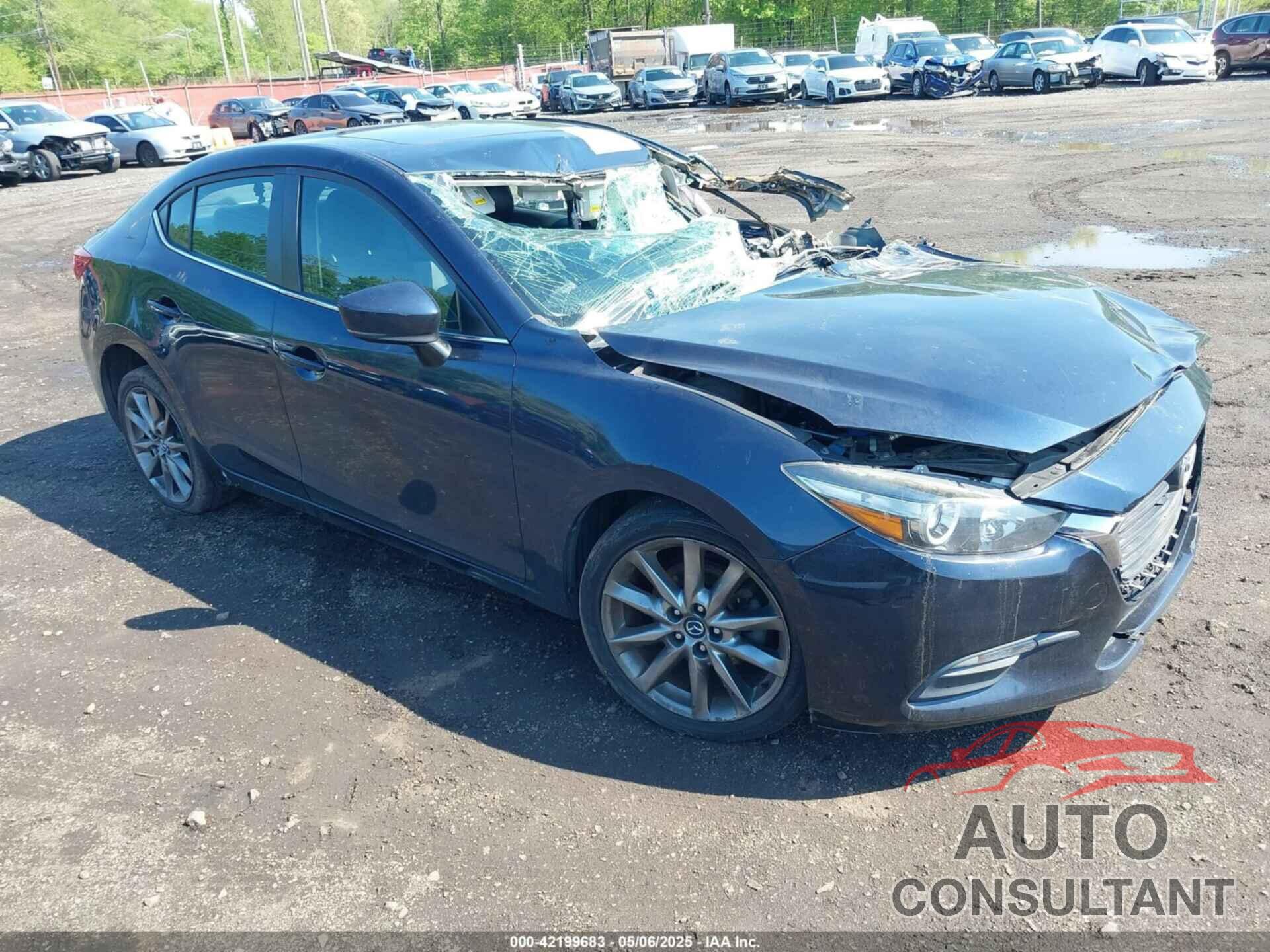 MAZDA MAZDA3 2018 - 3MZBN1V38JM188734