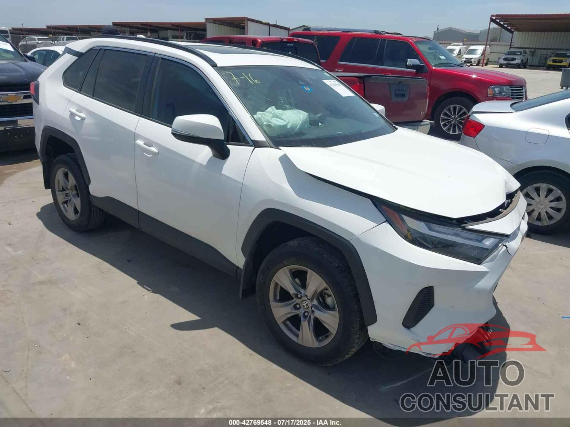 TOYOTA RAV4 2023 - 2T3W1RFV3PC218830