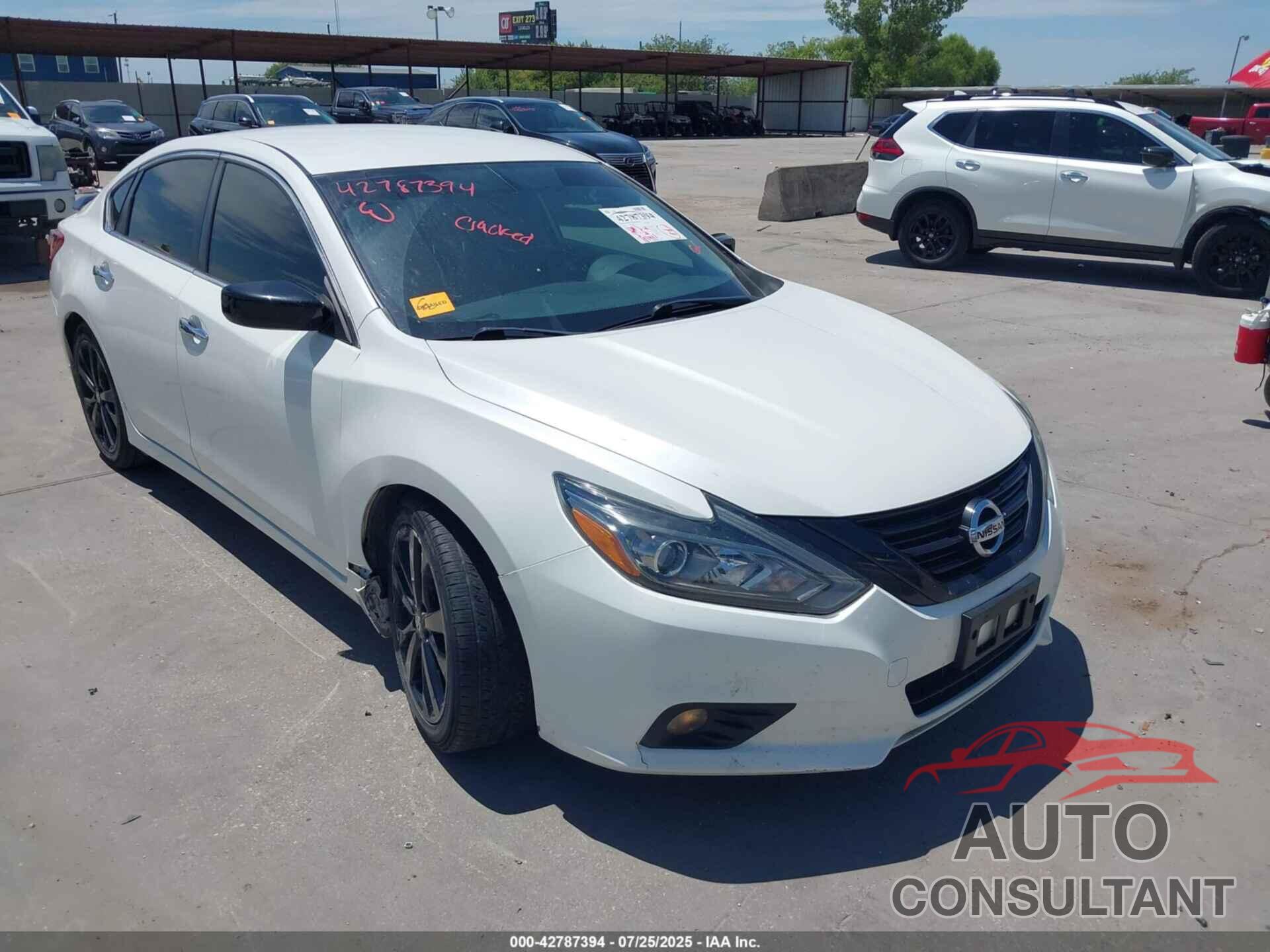 NISSAN ALTIMA 2018 - 1N4AL3AP3JC233160