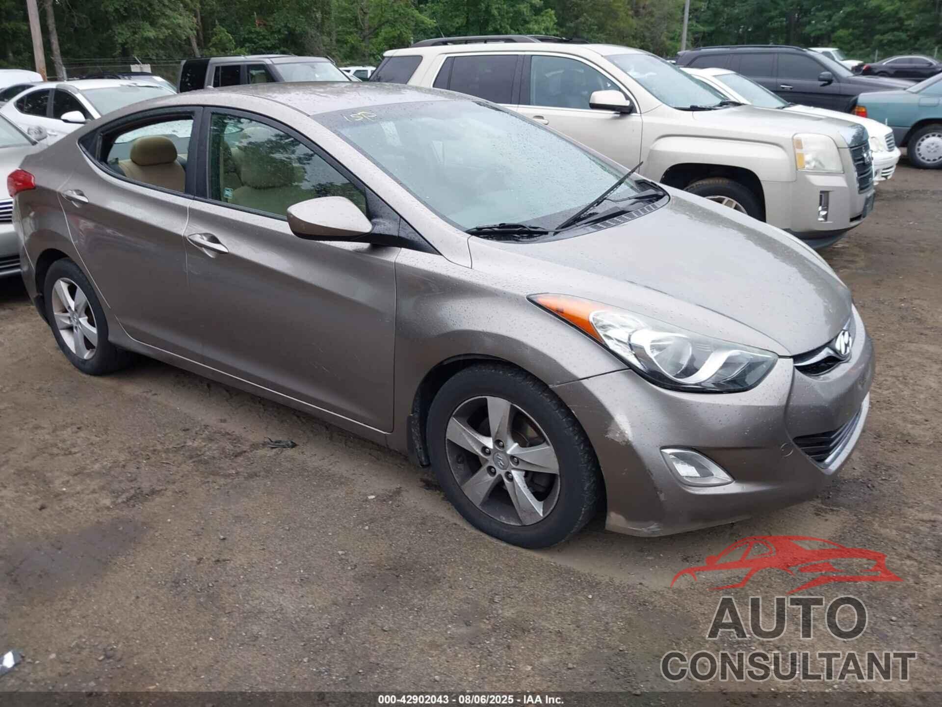 HYUNDAI ELANTRA 2013 - 5NPDH4AE1DH206111