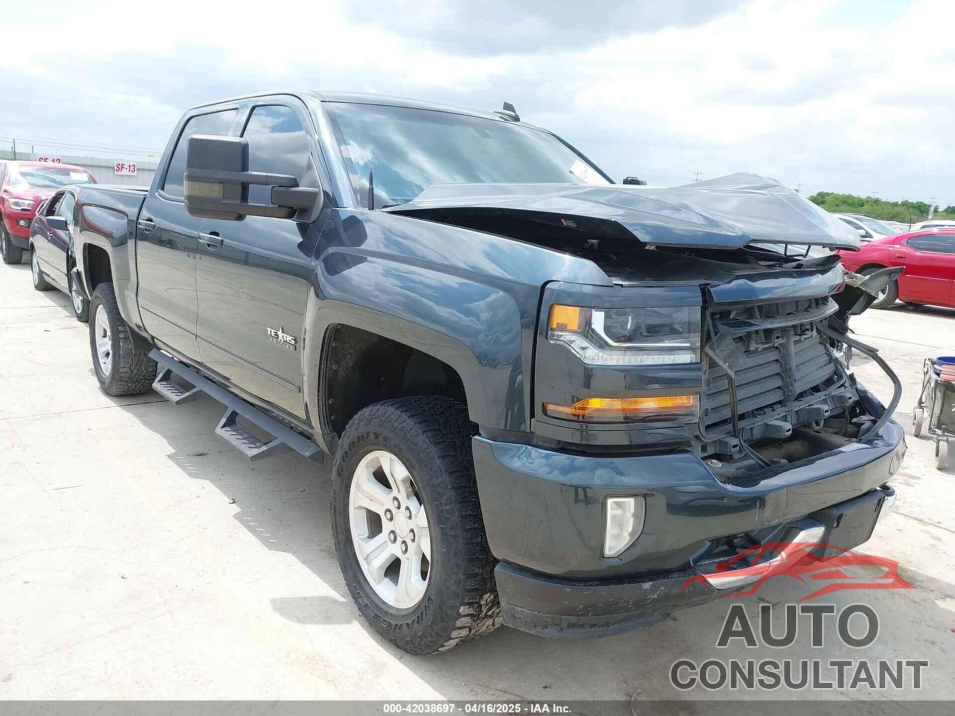 CHEVROLET SILVERADO 1500 2018 - 3GCUKREC6JG426825
