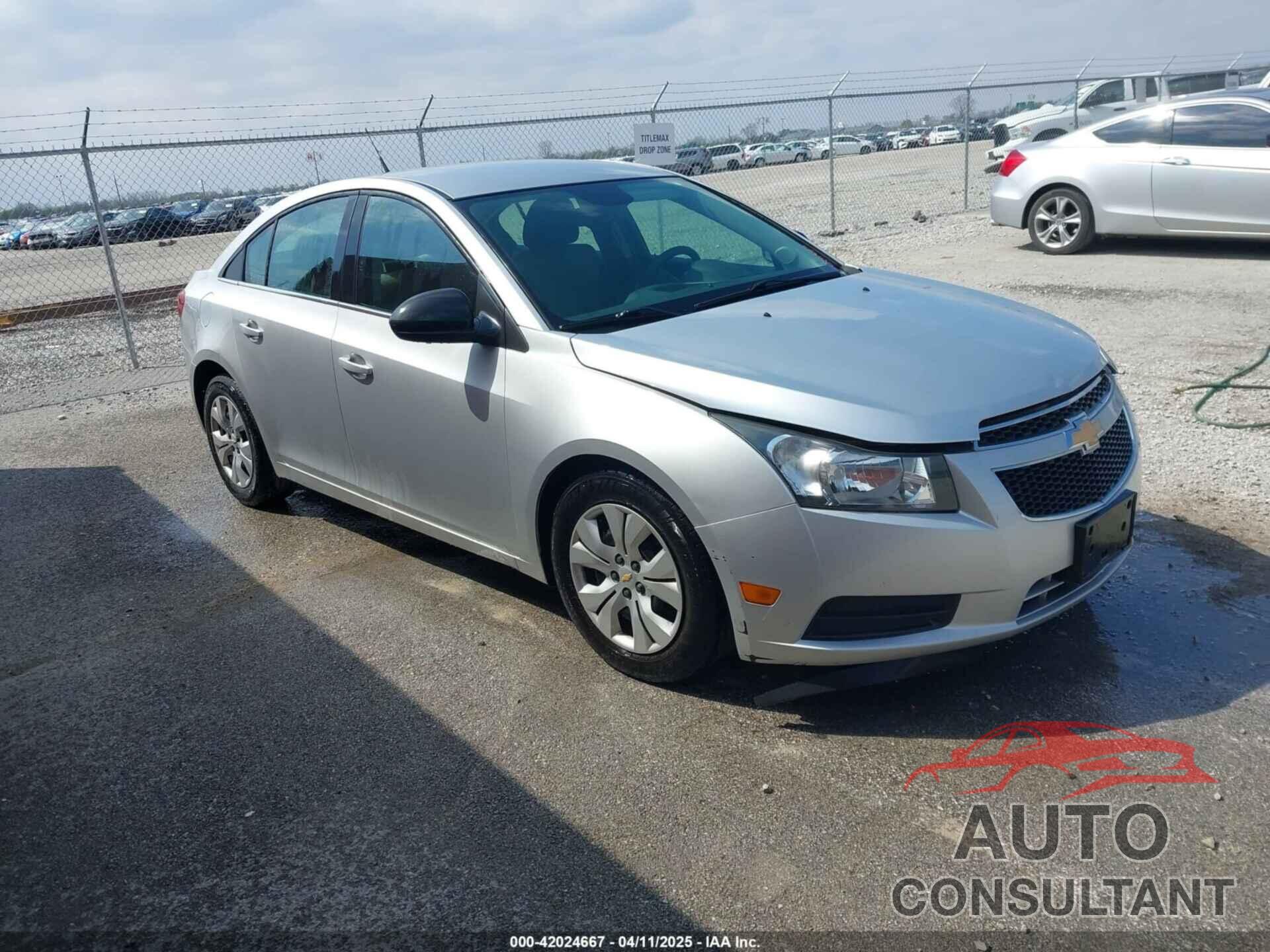 CHEVROLET CRUZE 2012 - 1G1PC5SH4C7387517