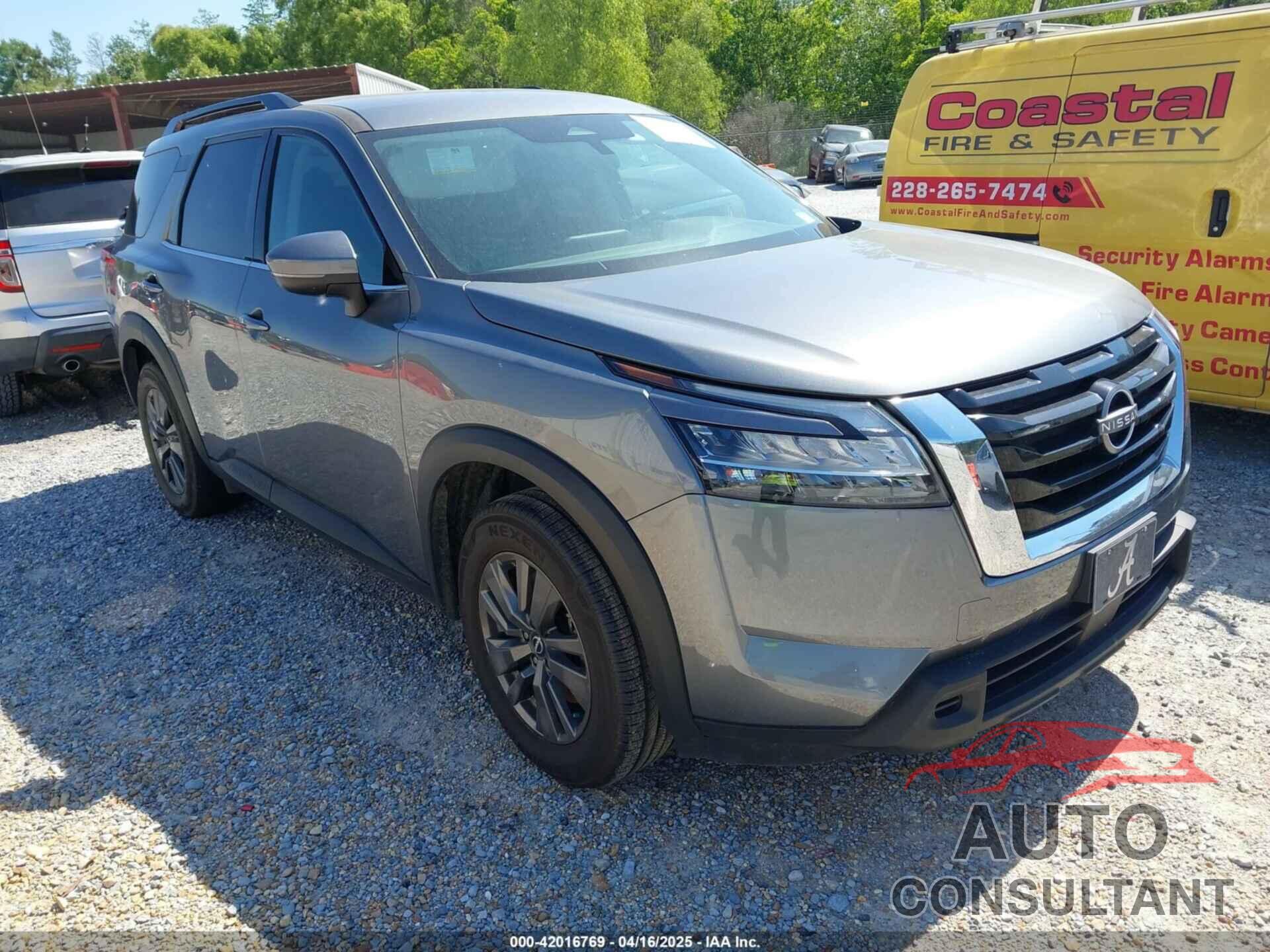 NISSAN PATHFINDER 2022 - 5N1DR3BAXNC217670