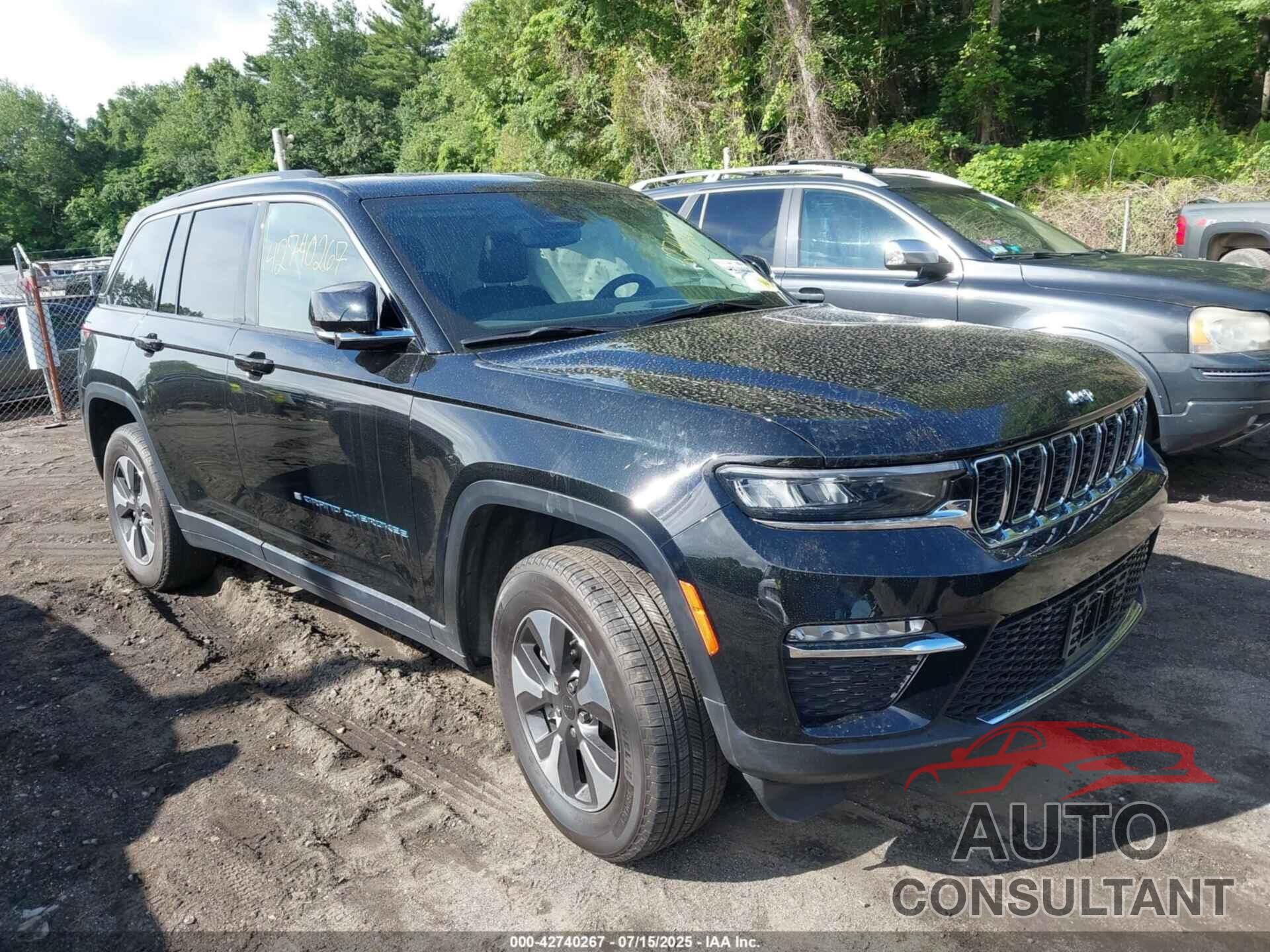 JEEP GRAND CHEROKEE 2023 - 1C4RJYB66P8788220