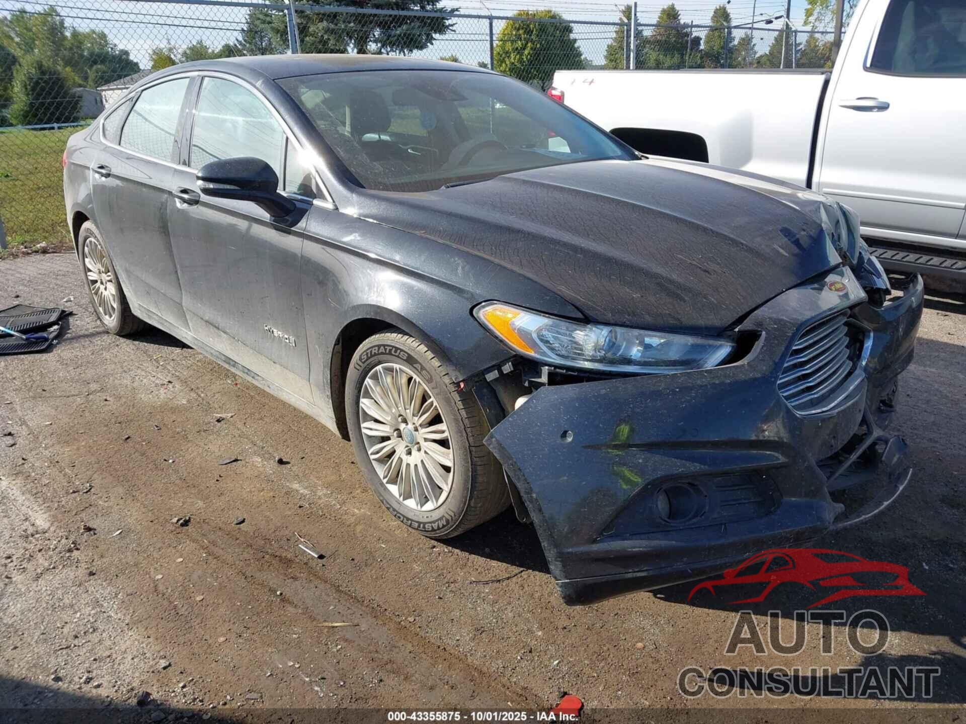 FORD FUSION HYBRID 2013 - 3FA6P0LU2DR144732