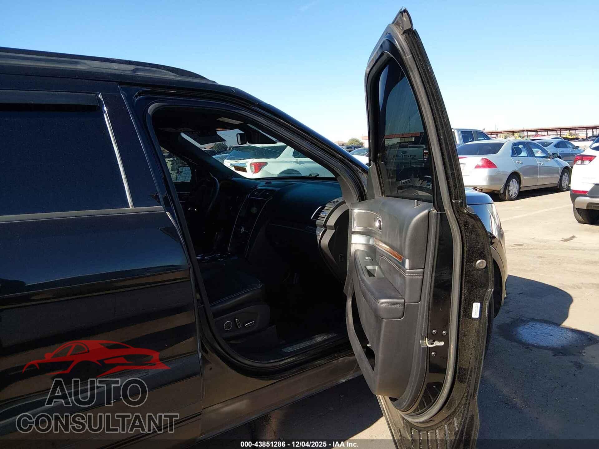 FORD EXPLORER 2018 - 1FM5K8F83JGB90506