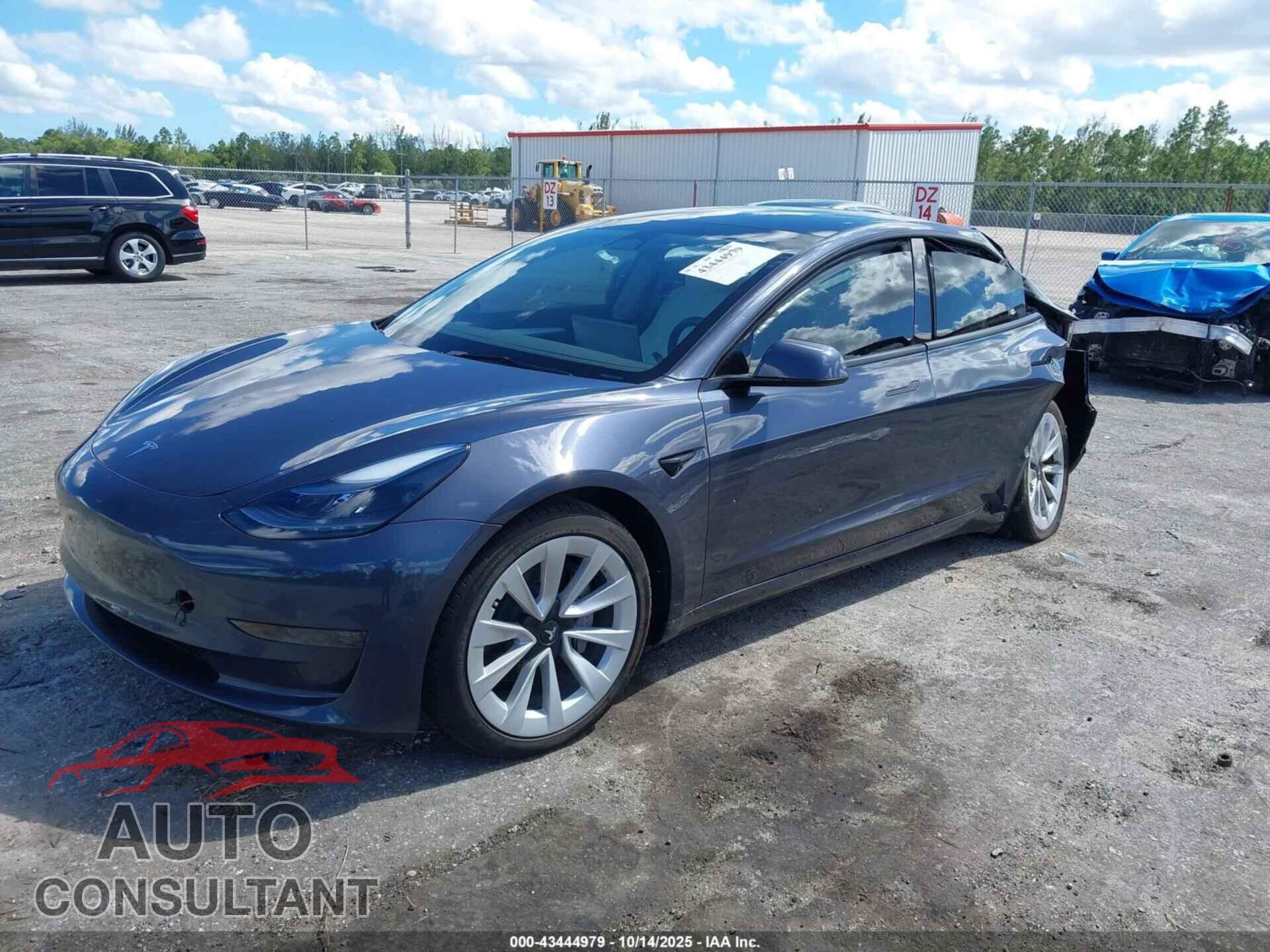 TESLA MODEL 3 2023 - 5YJ3E1EA4PF552375